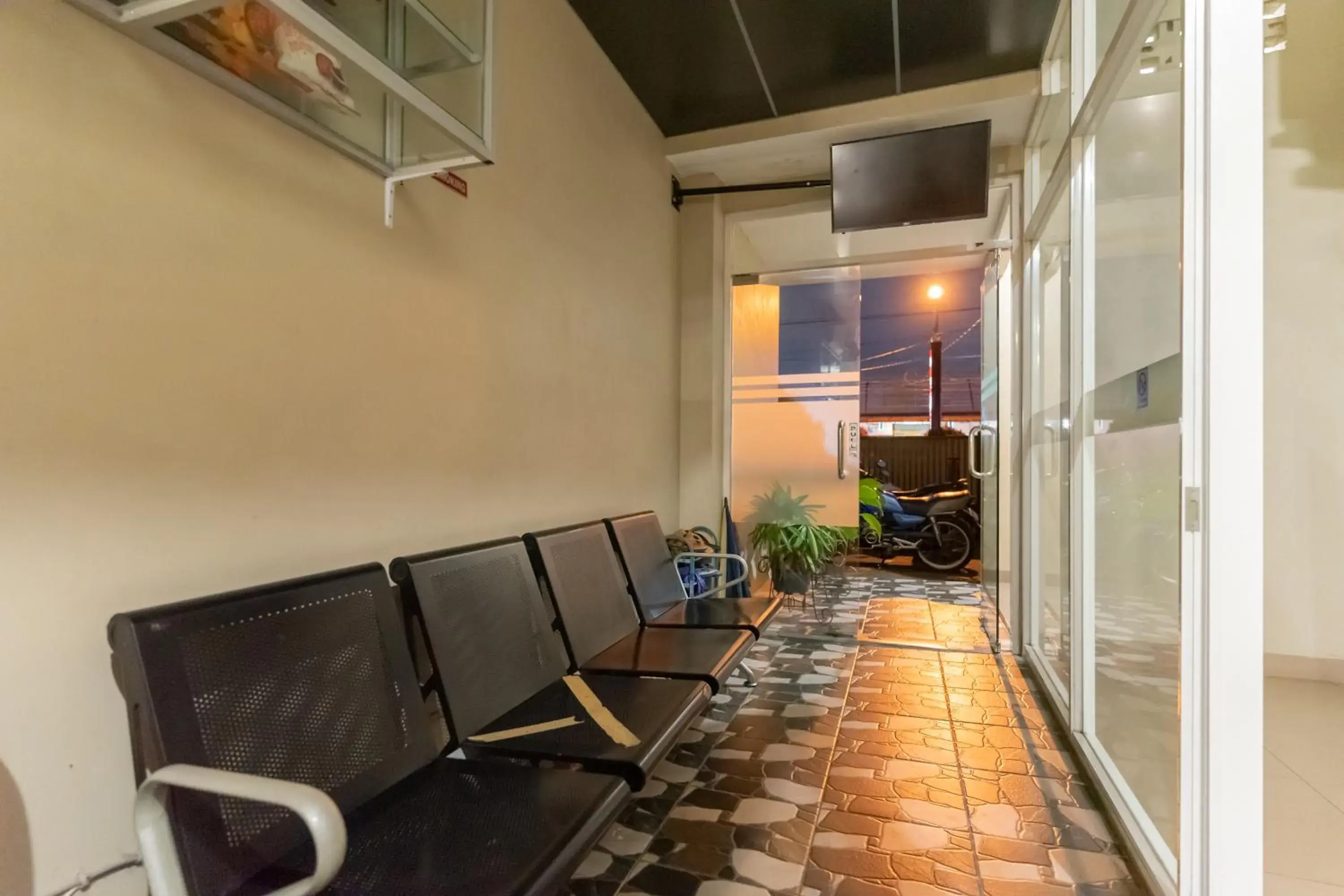 RedDoorz At Joyce Guest House Medan RedDoorz At Joyce Guest House Medan