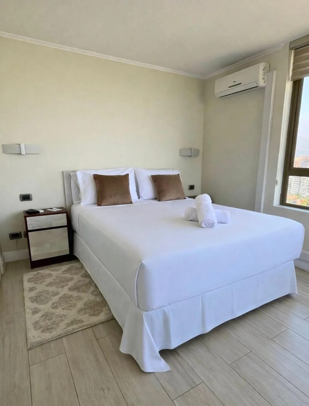 Bedroom, Bed in Norus Las Condes