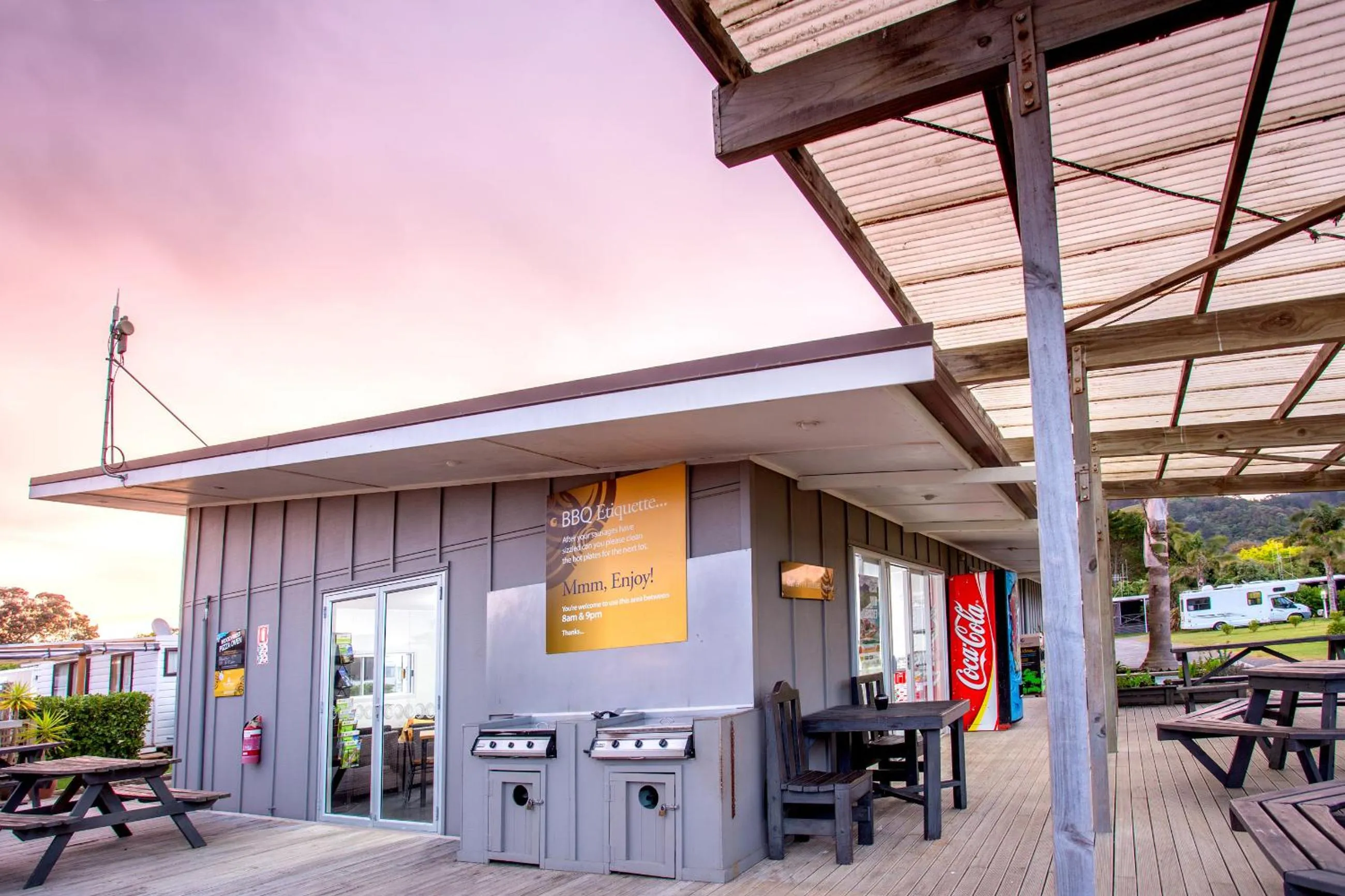 Dining area in Tasman Holiday Parks - Beachaven