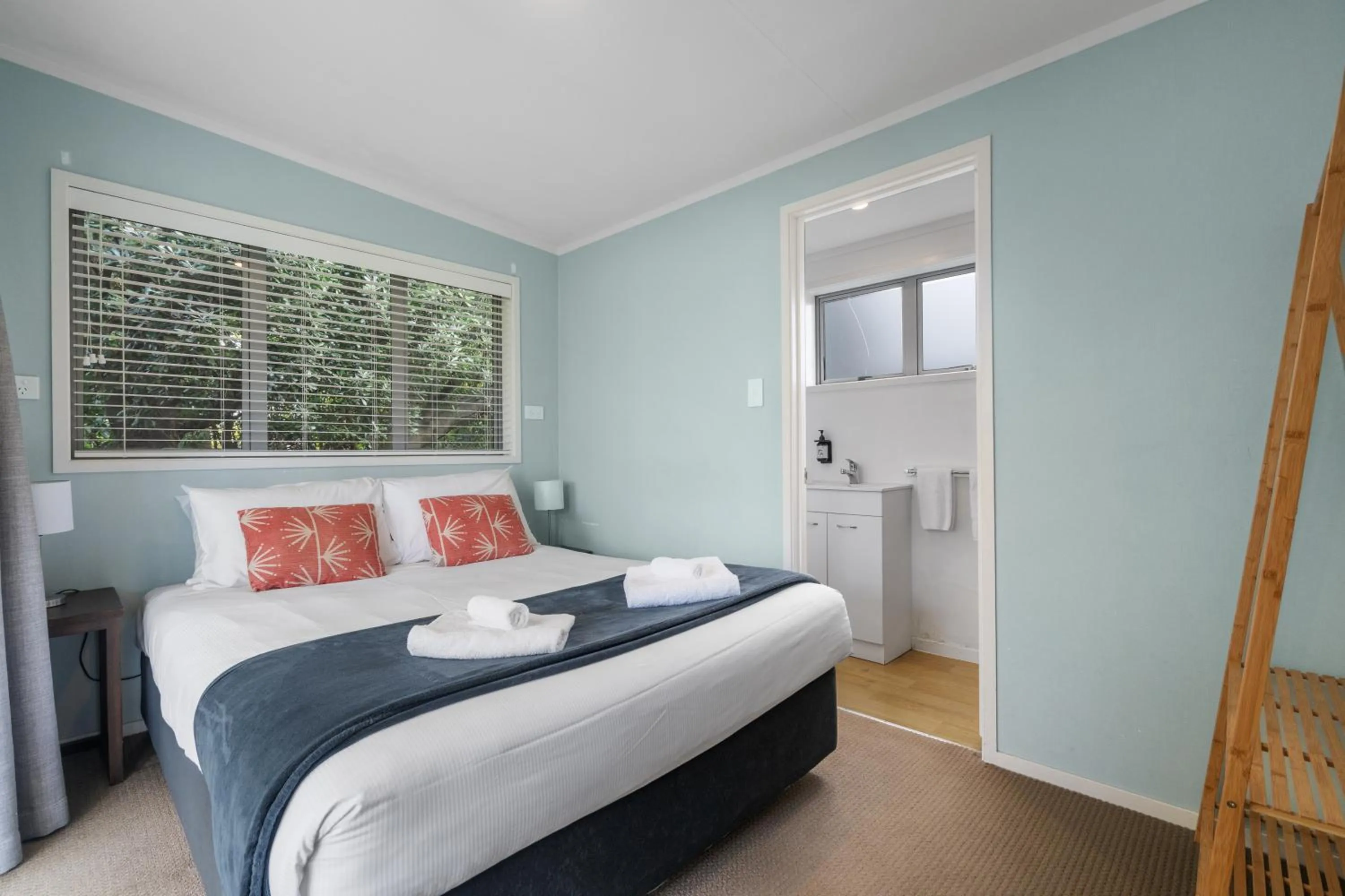 Bed in Tasman Holiday Parks - Beachaven