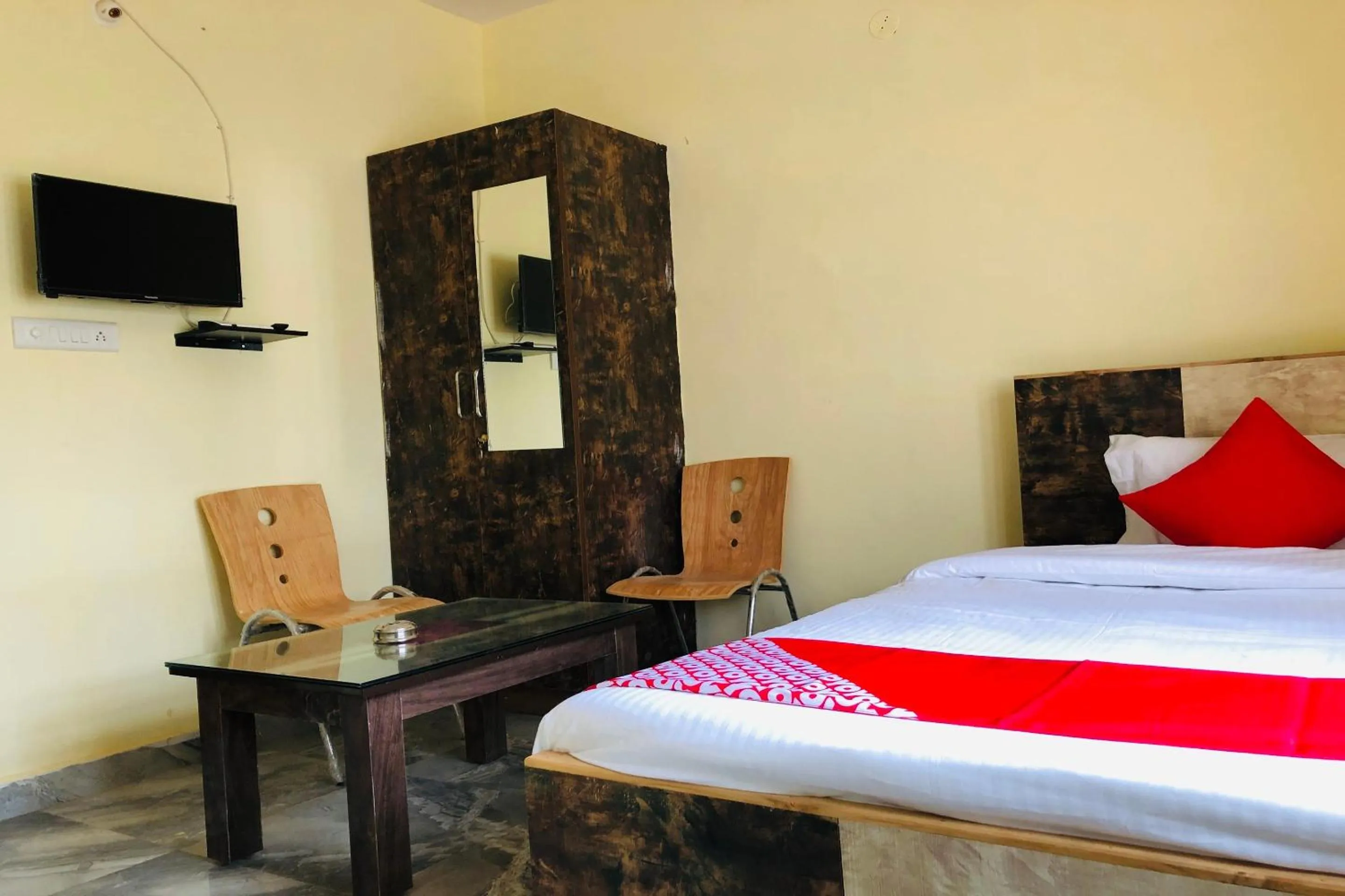 Bedroom, Bed in Collection O V K Lodge