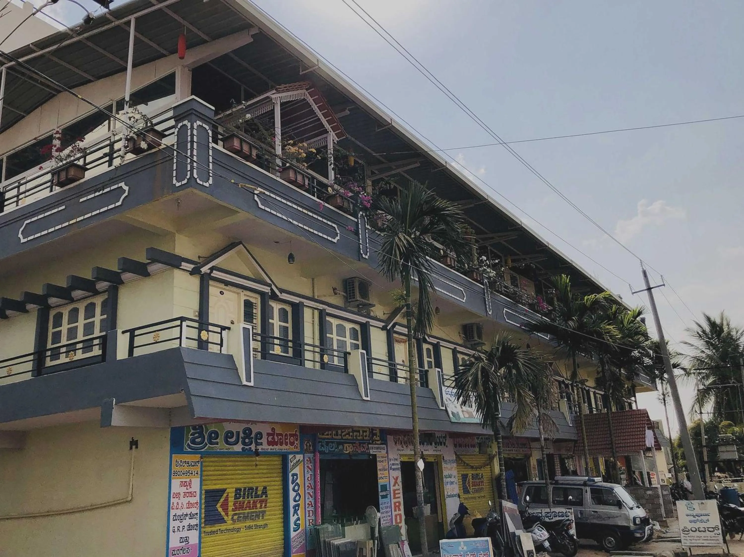 Facade/entrance in Collection O V K Lodge