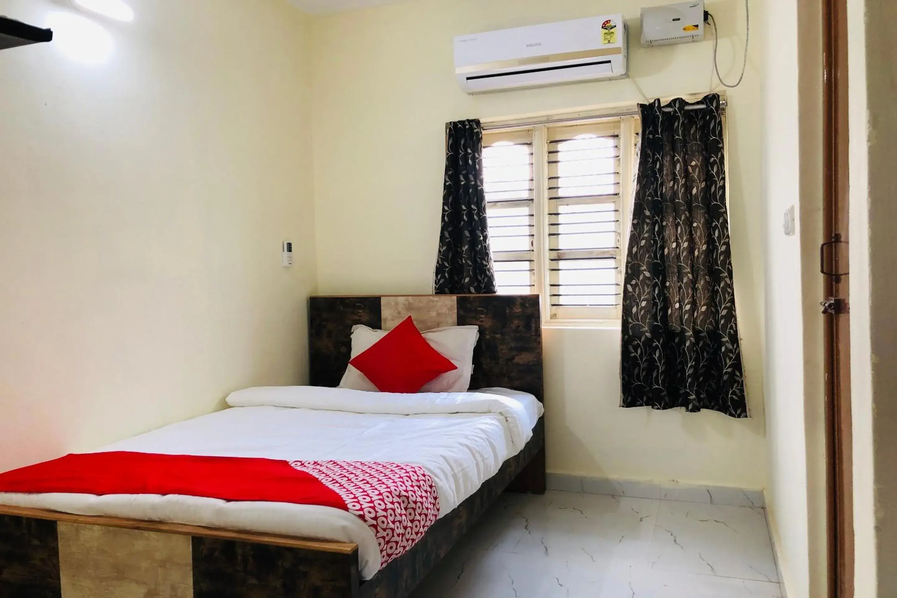 Standard Double Room - single occupancy in Collection O V K Lodge Standard Double Room - single occupancy in Collection O V K Lodge