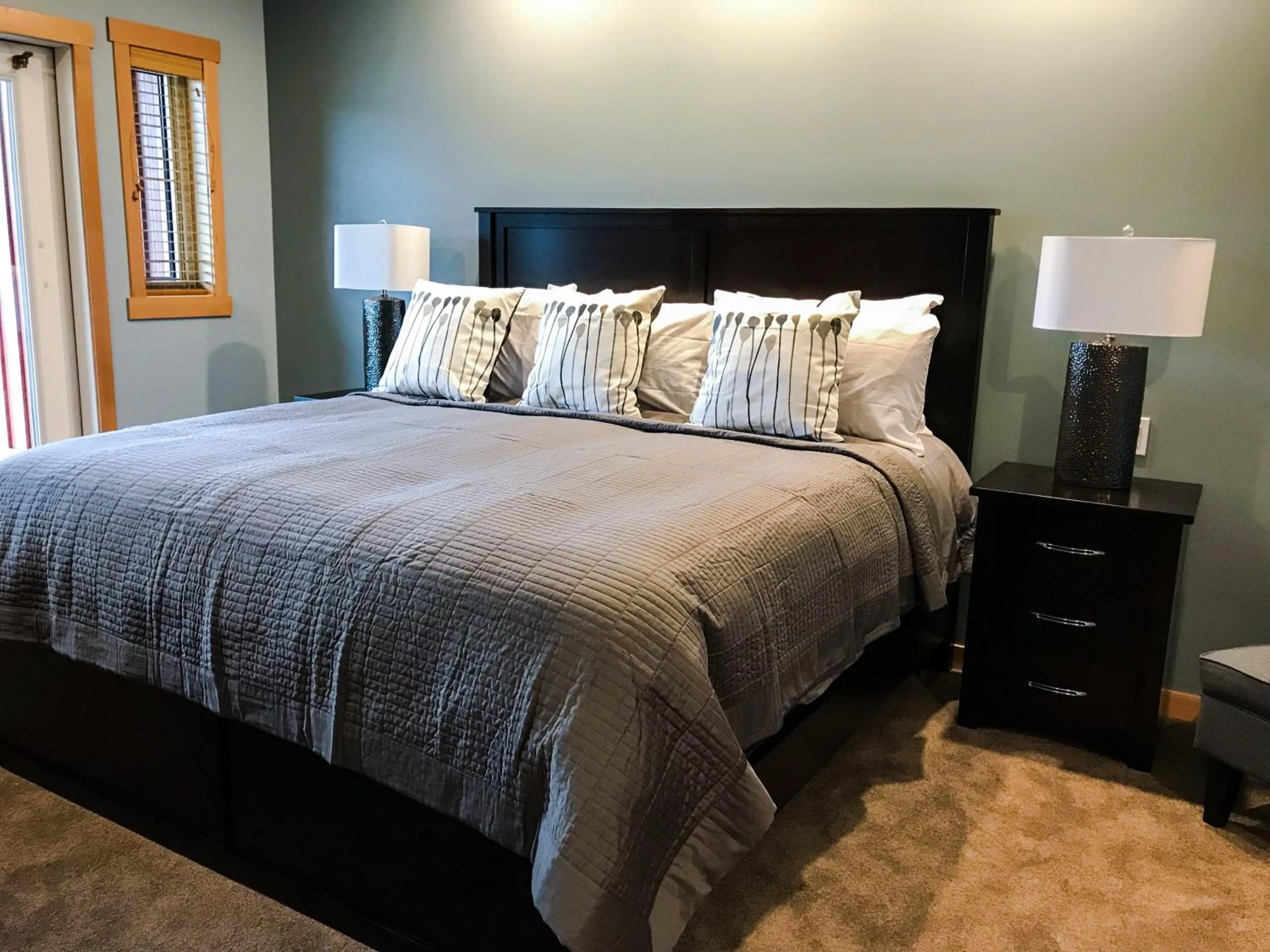 Bedroom, Bed in The Residences at Fairmont Ridge