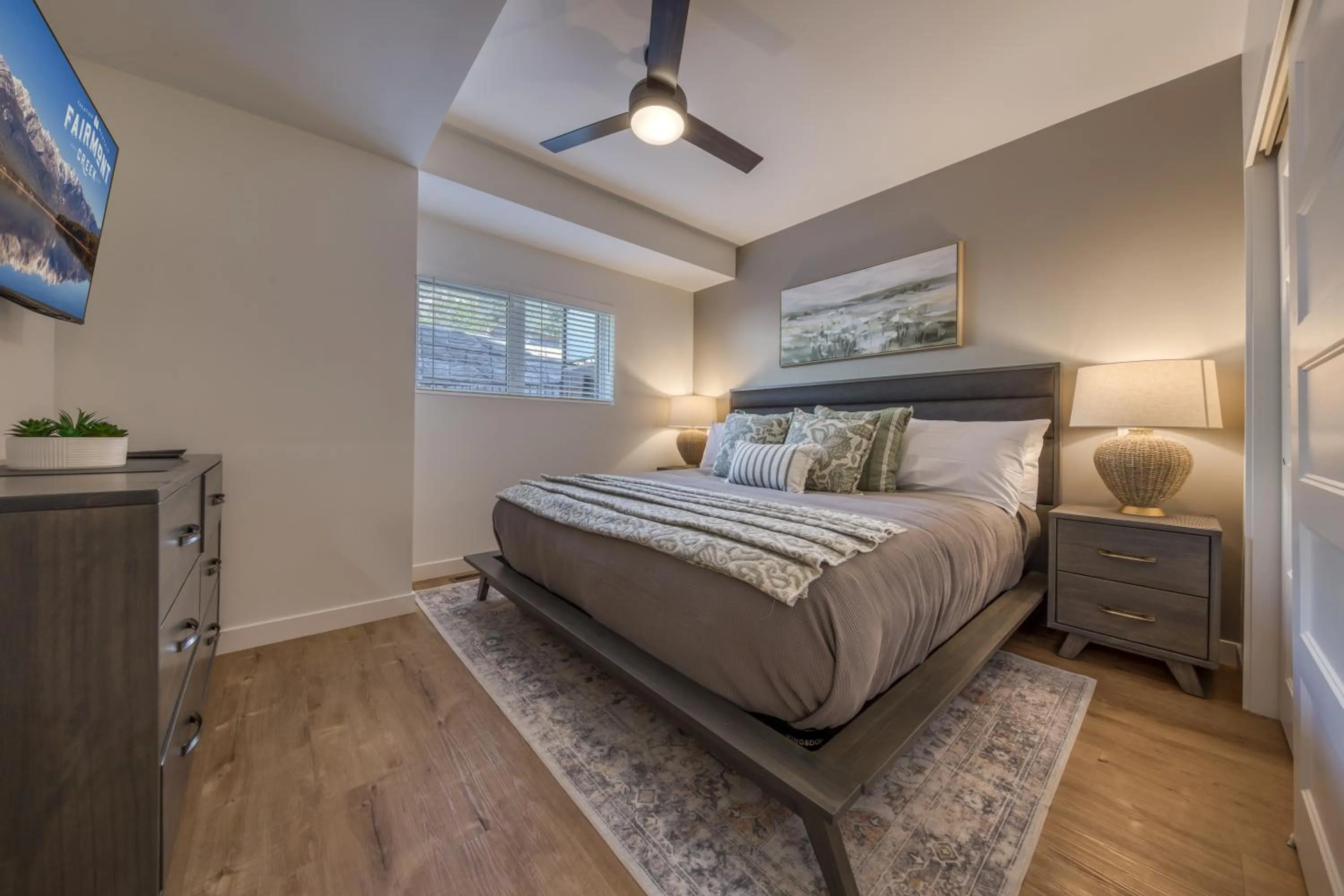 Bed in The Residences at Fairmont Ridge