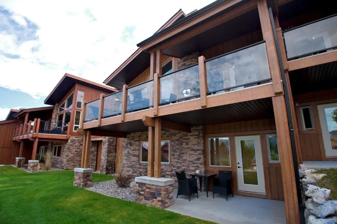 Patio in The Residences at Fairmont Ridge