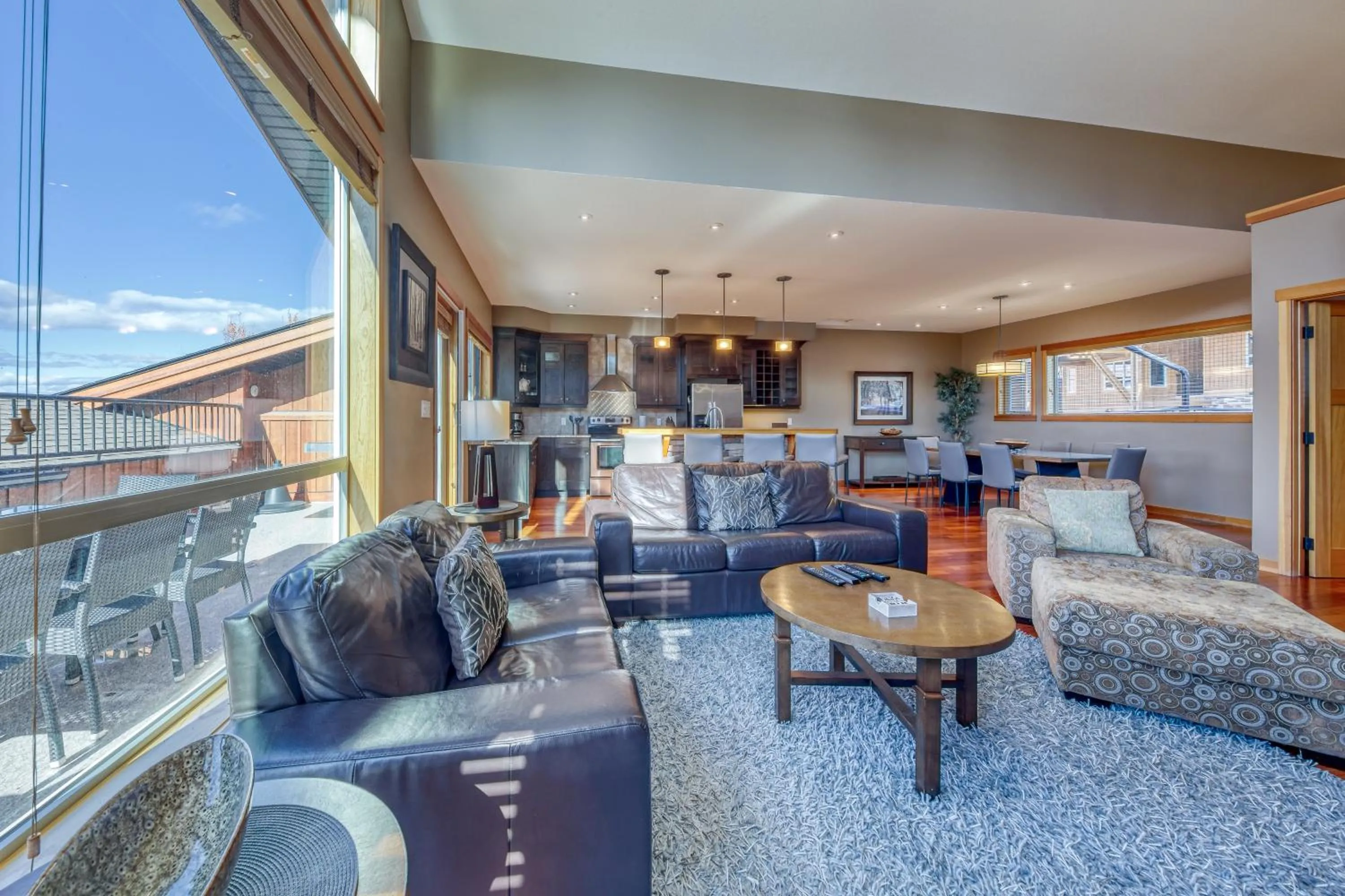 Living room in The Residences at Fairmont Ridge