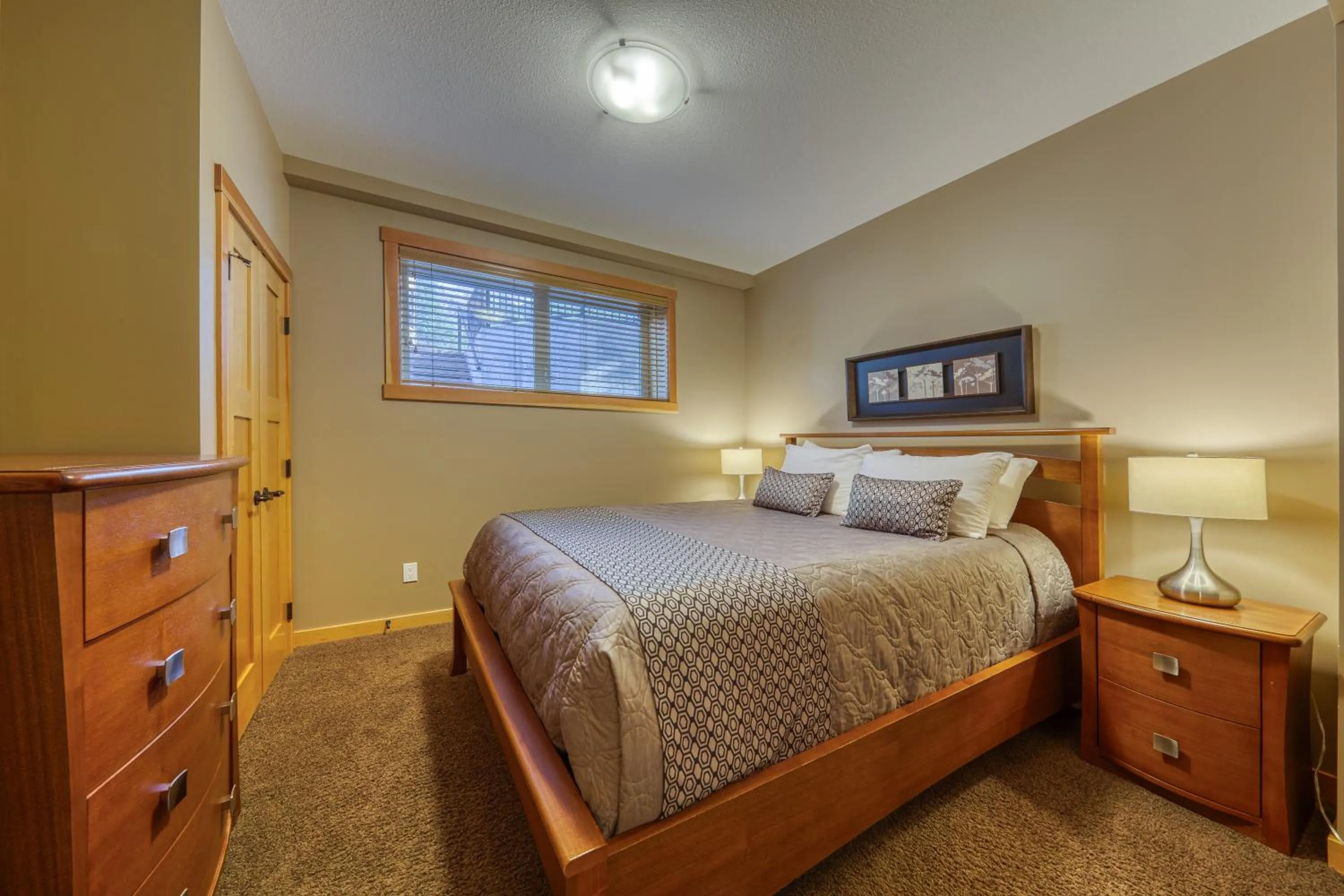 Bedroom, Bed in The Residences at Fairmont Ridge