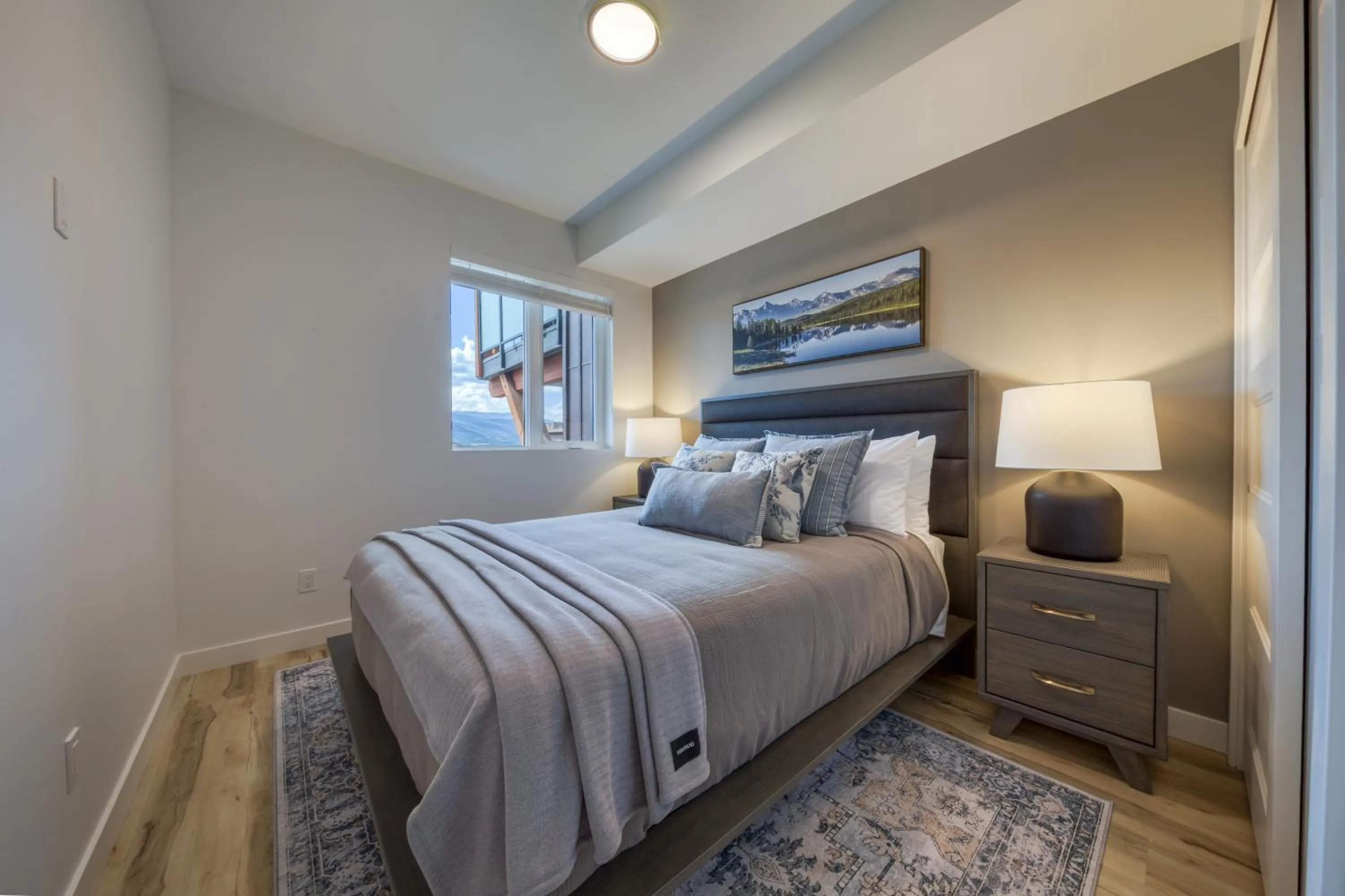 Bed in The Residences at Fairmont Ridge