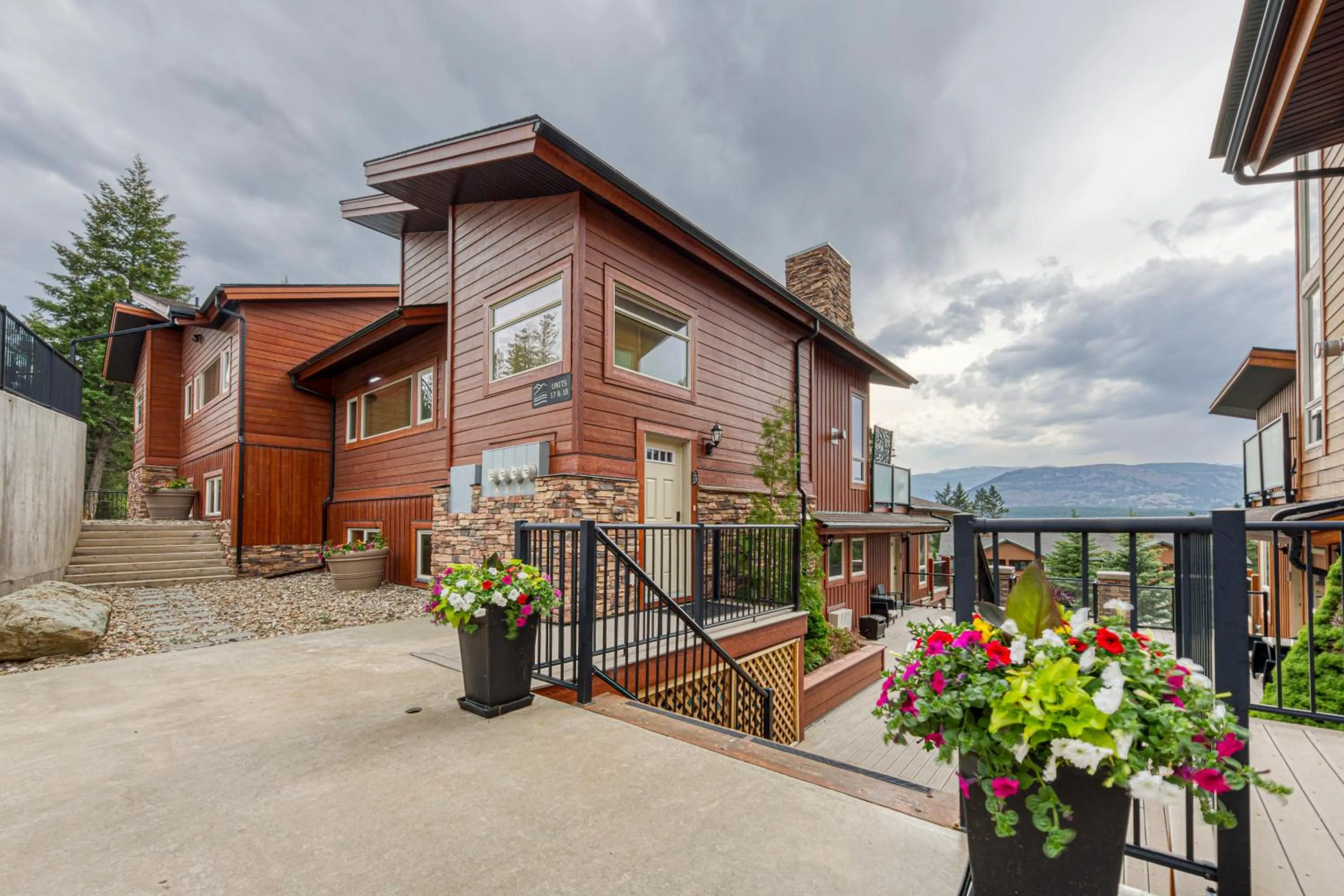 The Residences at Fairmont Ridge