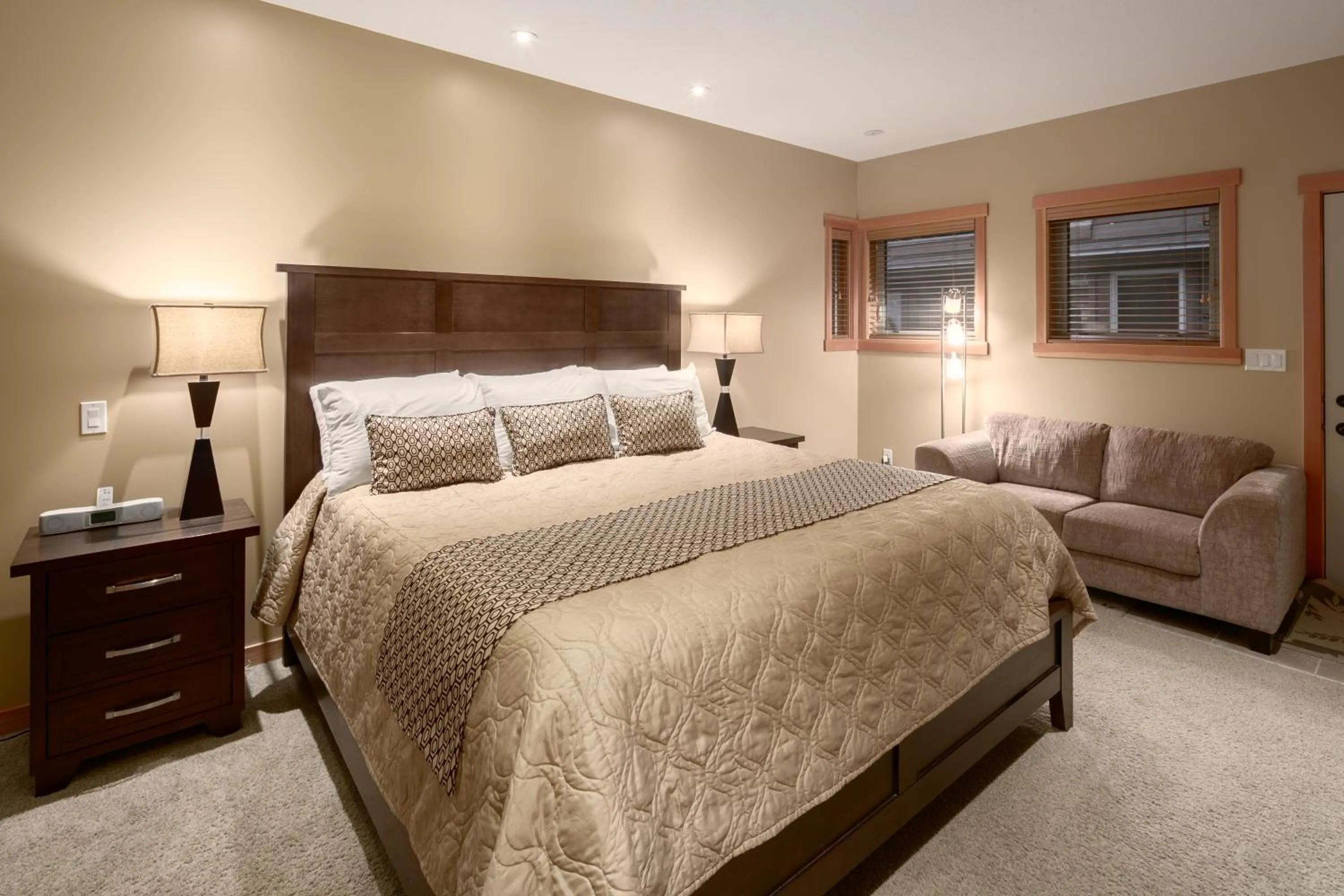 Bed in The Residences at Fairmont Ridge