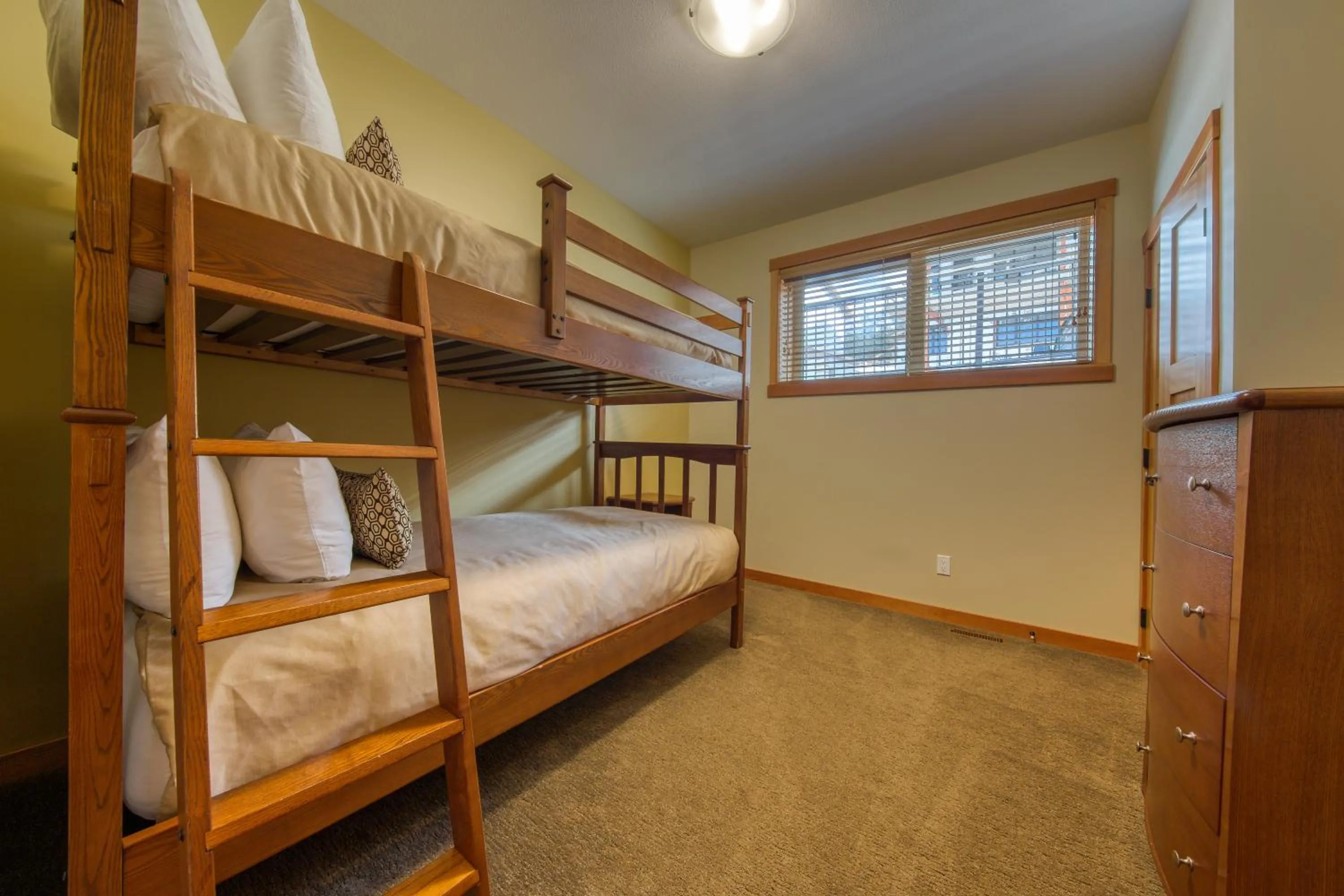Bed in The Residences at Fairmont Ridge