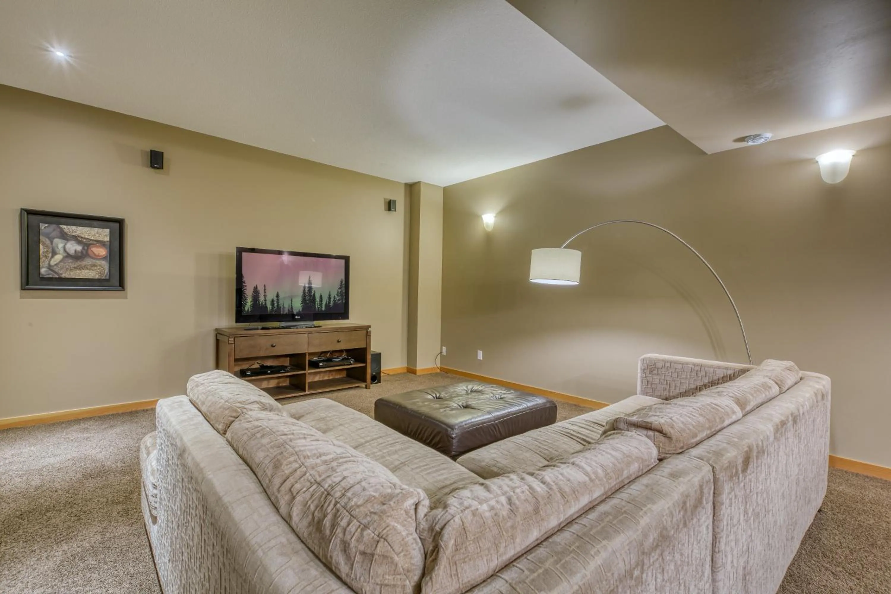 Living room in The Residences at Fairmont Ridge