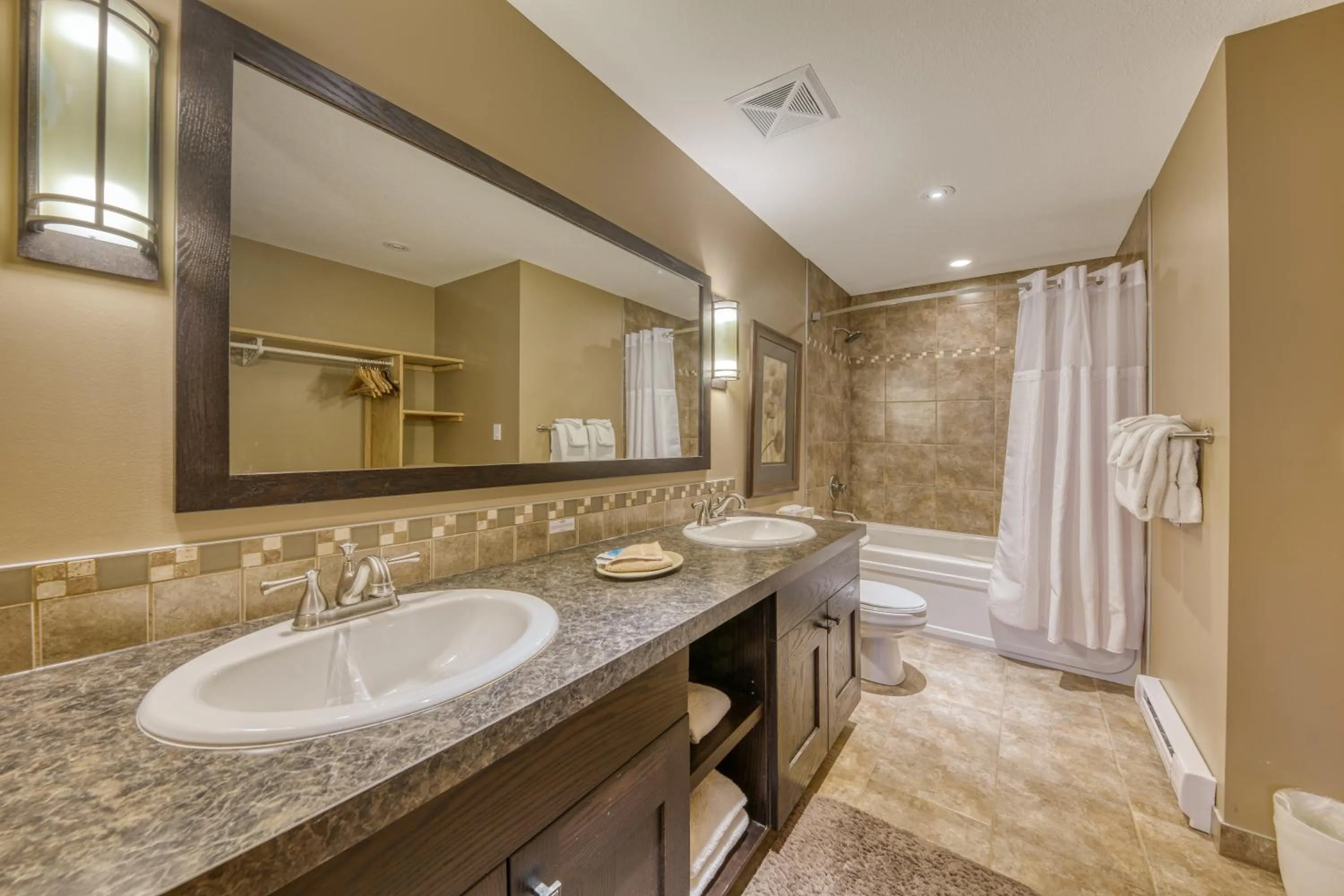 Bathroom in The Residences at Fairmont Ridge