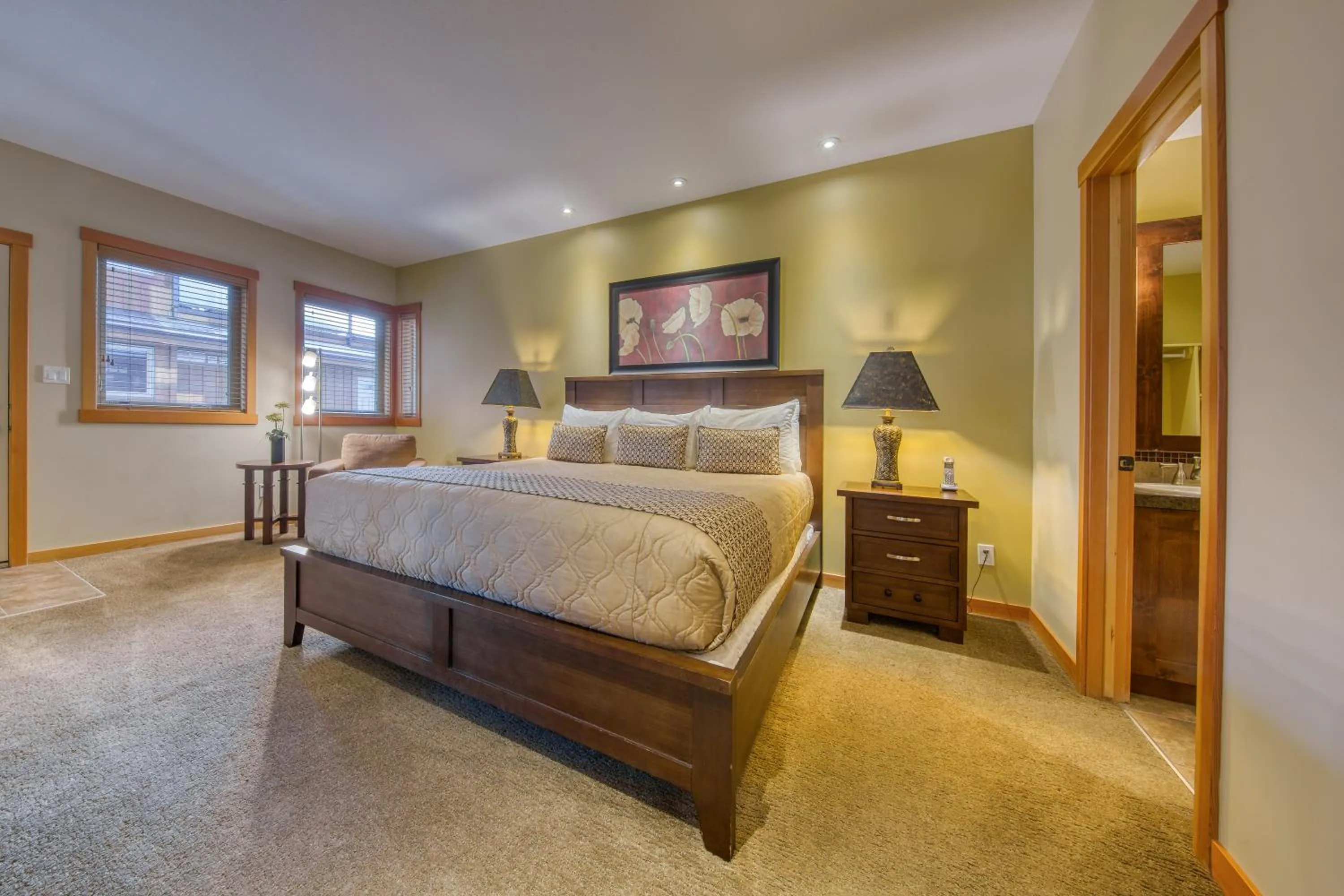 Bed in The Residences at Fairmont Ridge
