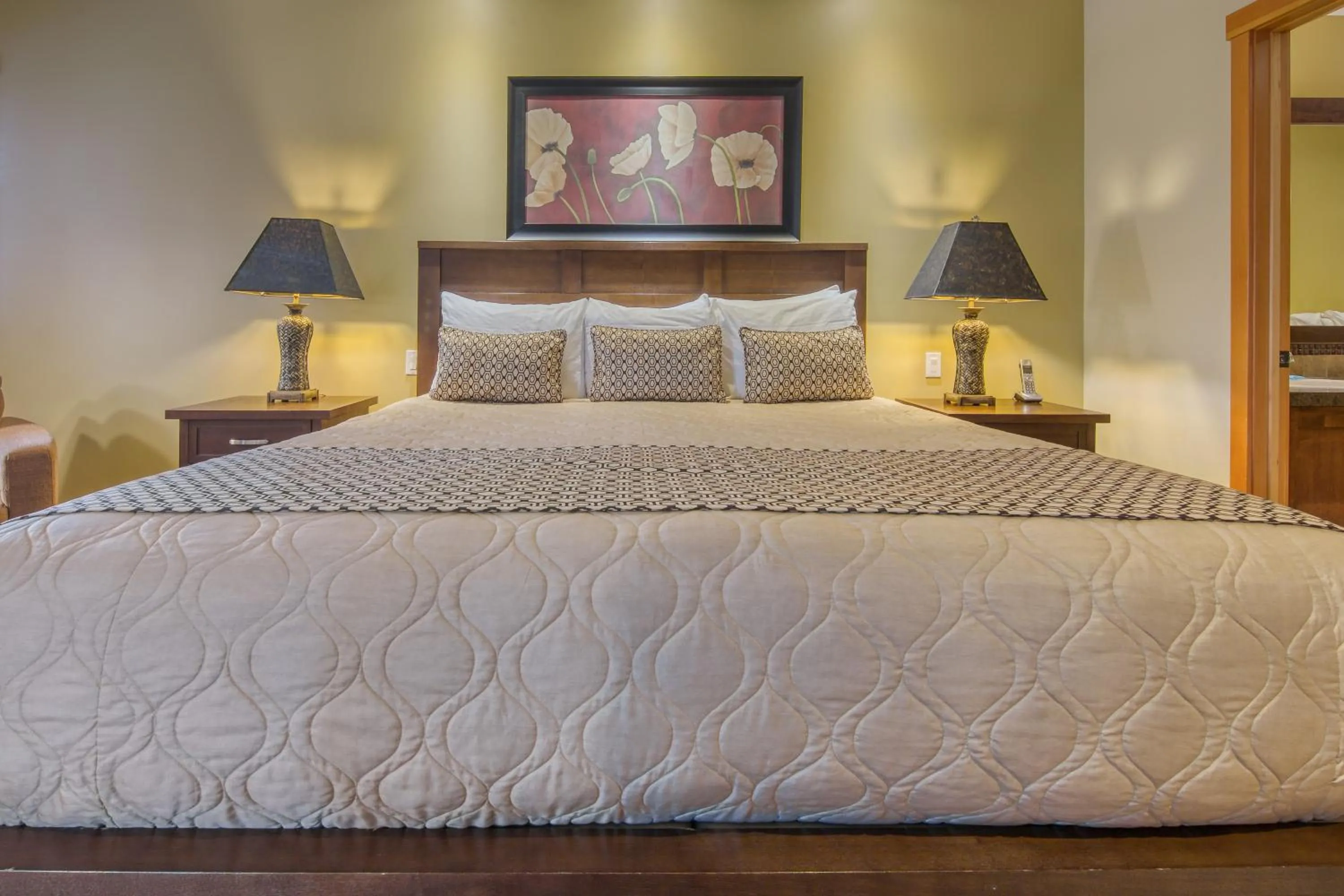 Bed in The Residences at Fairmont Ridge