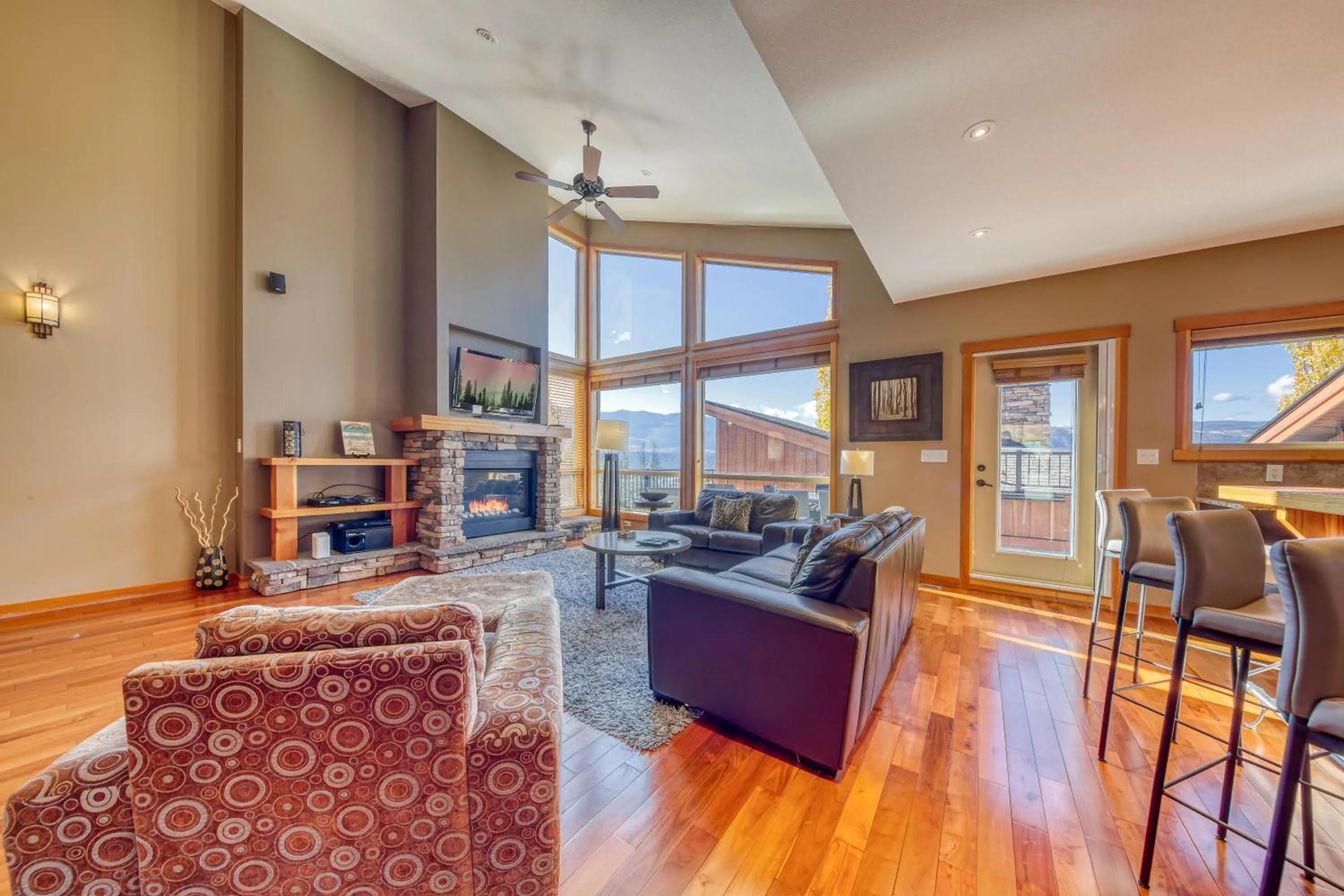 Living room in The Residences at Fairmont Ridge