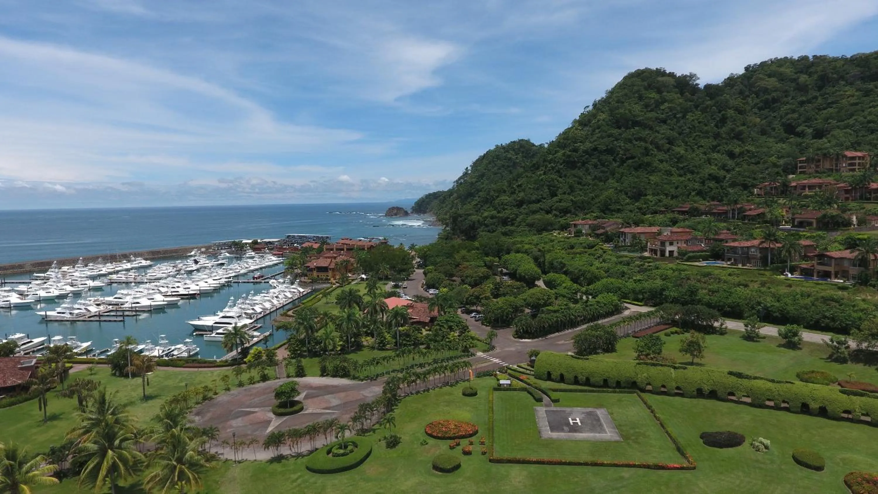 Bird's eye view in Stay In CR Los Sueños Condos