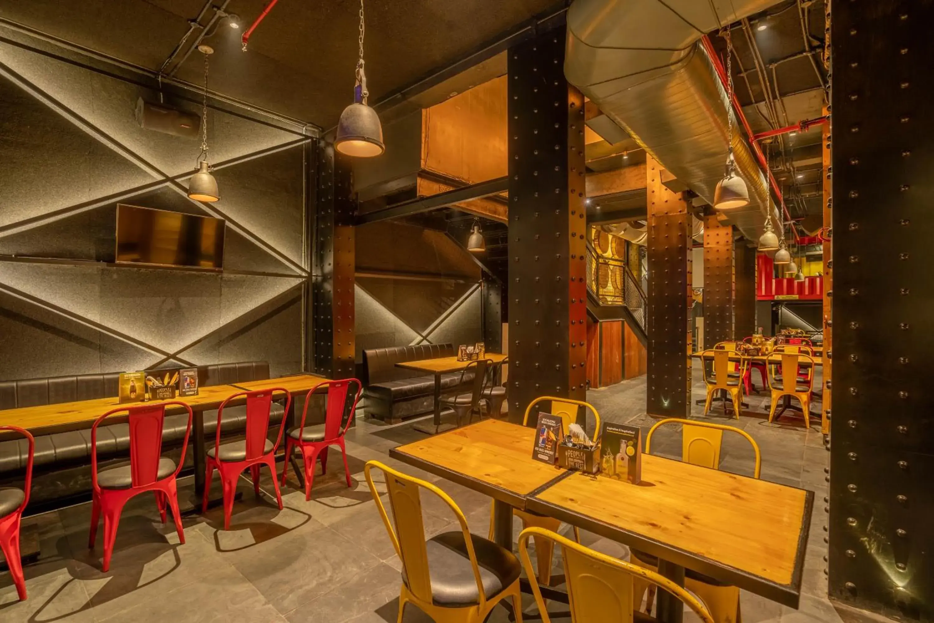 Lounge or bar in S Hotels Chennai Lounge or bar in S Hotels Chennai