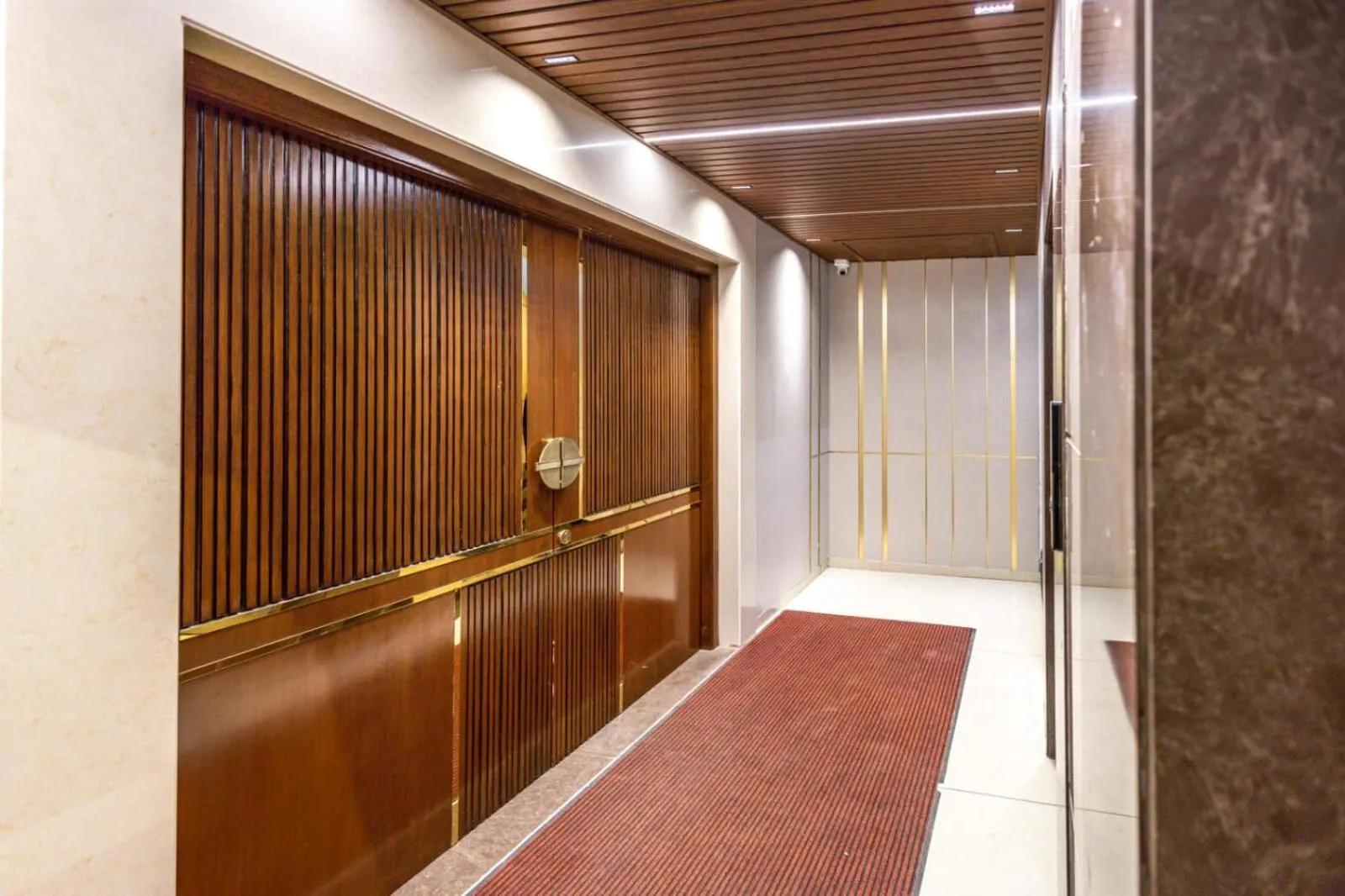 Banquet/Function facilities in S Hotels Chennai