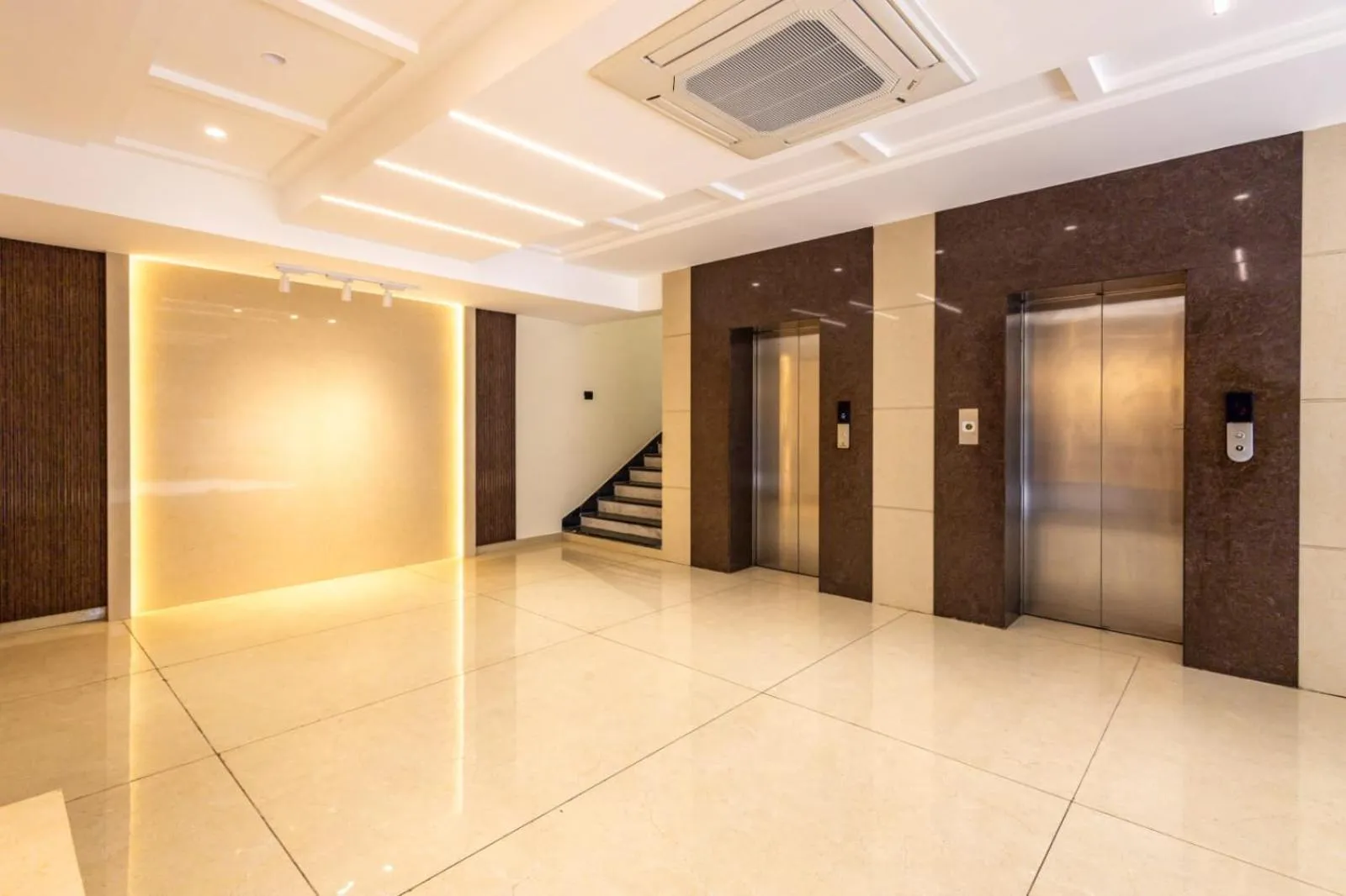 Banquet/Function facilities in S Hotels Chennai