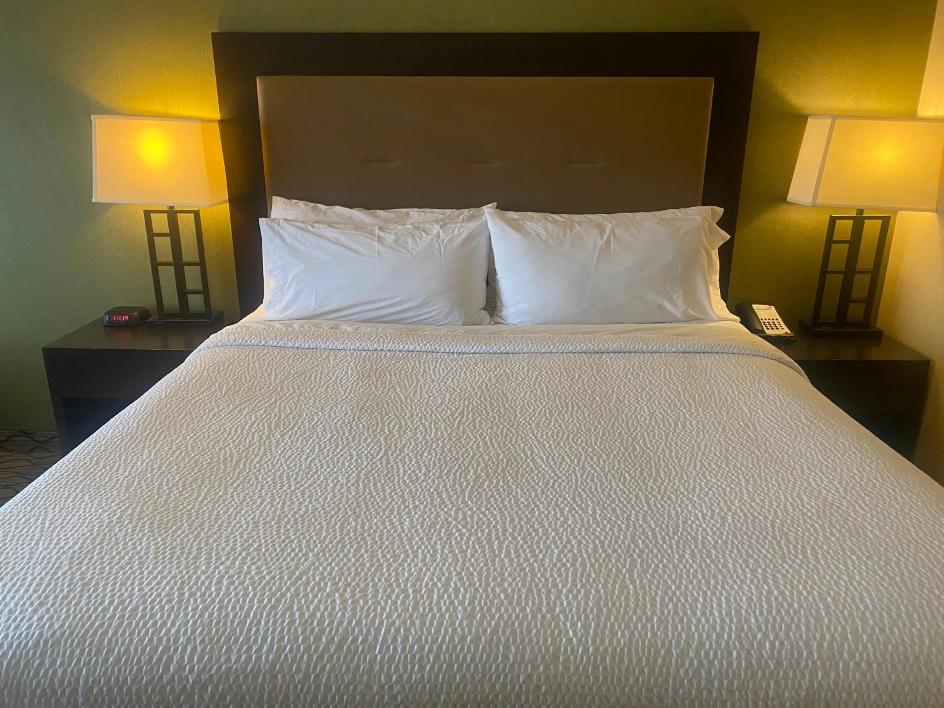 Bed in Wingate by Wyndham Fort Saskatchewan