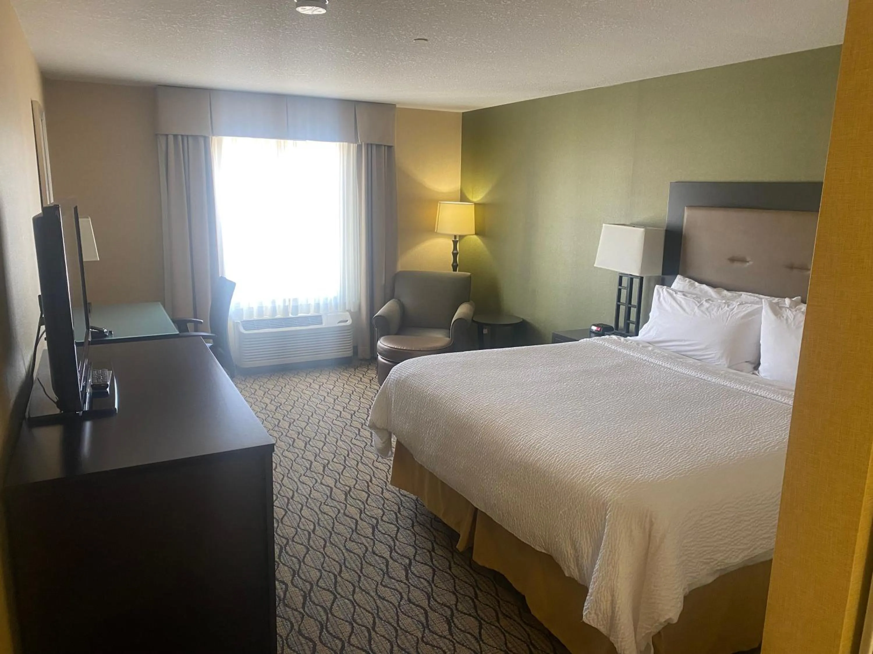 Bed in Wingate by Wyndham Fort Saskatchewan