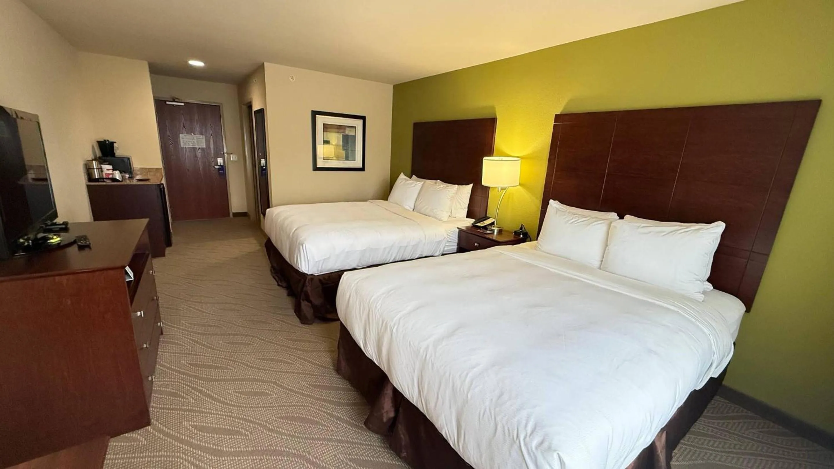 Bedroom, Bed in Comfort Inn & Suites Marquette - Prairie du Chien