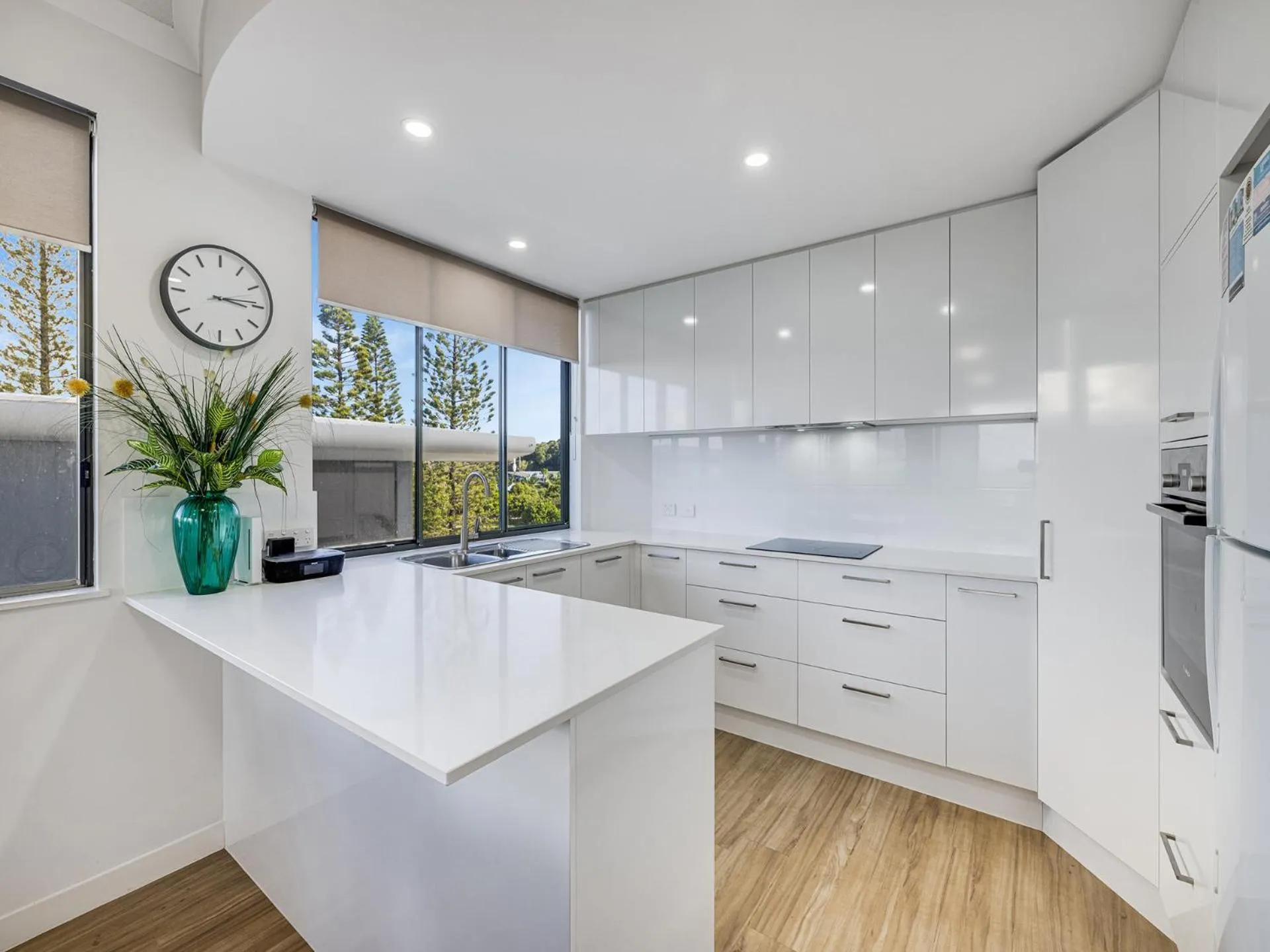 kitchen in Meridian Alex Beach Apartments