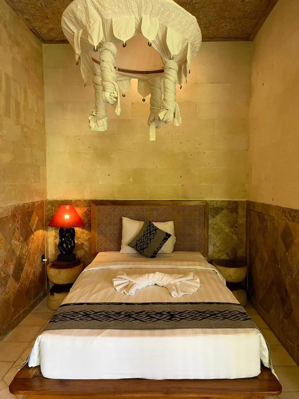 Bed in Abian Ayu Villa