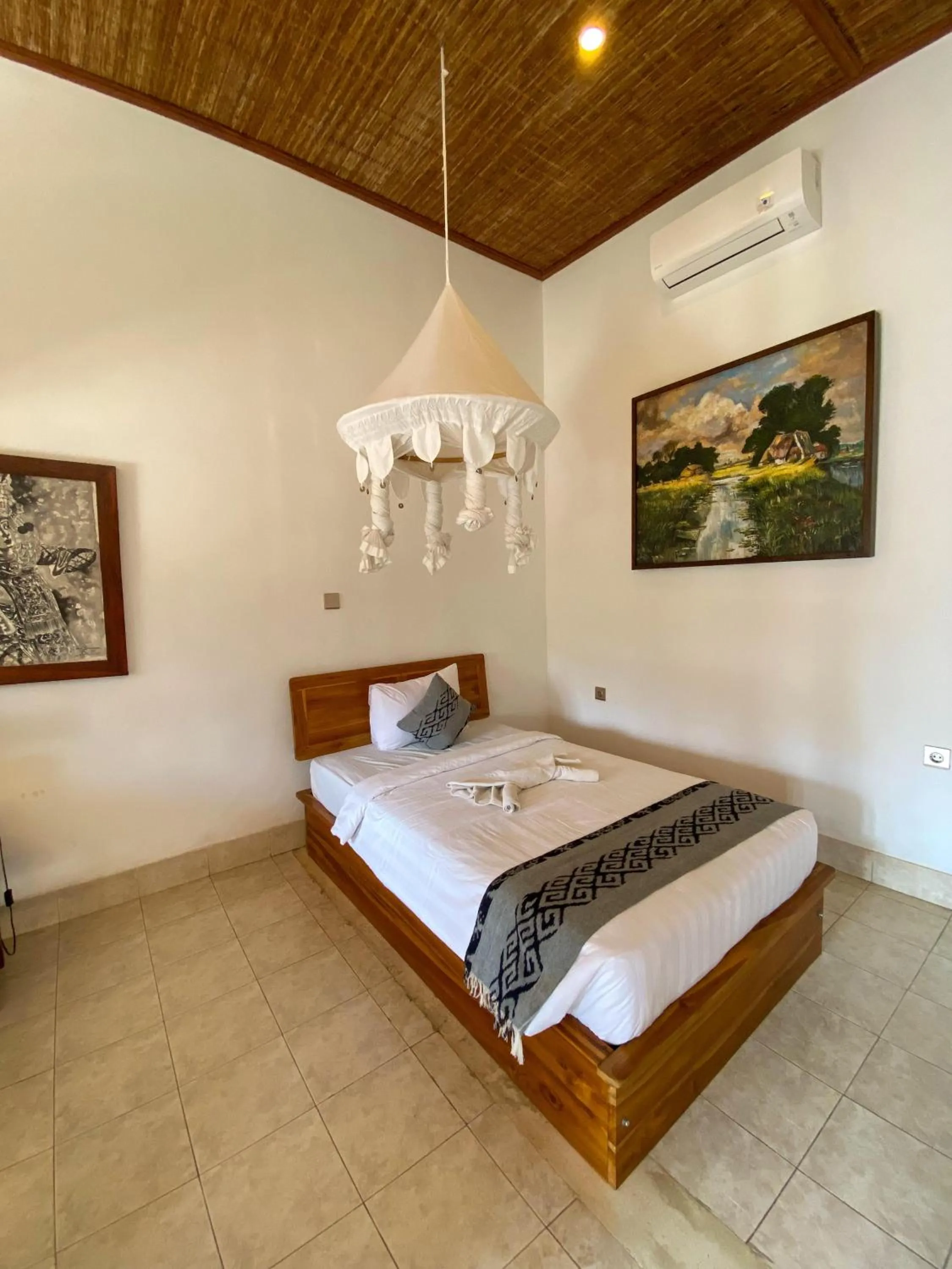 Bed in Abian Ayu Villa