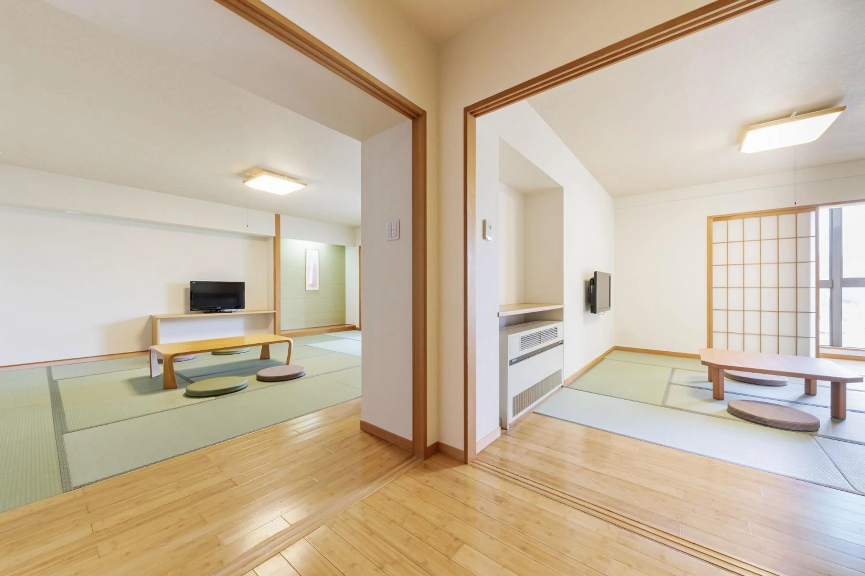 Photo of the whole room in Spa Resort Hawaiians Hotel Hawaiians