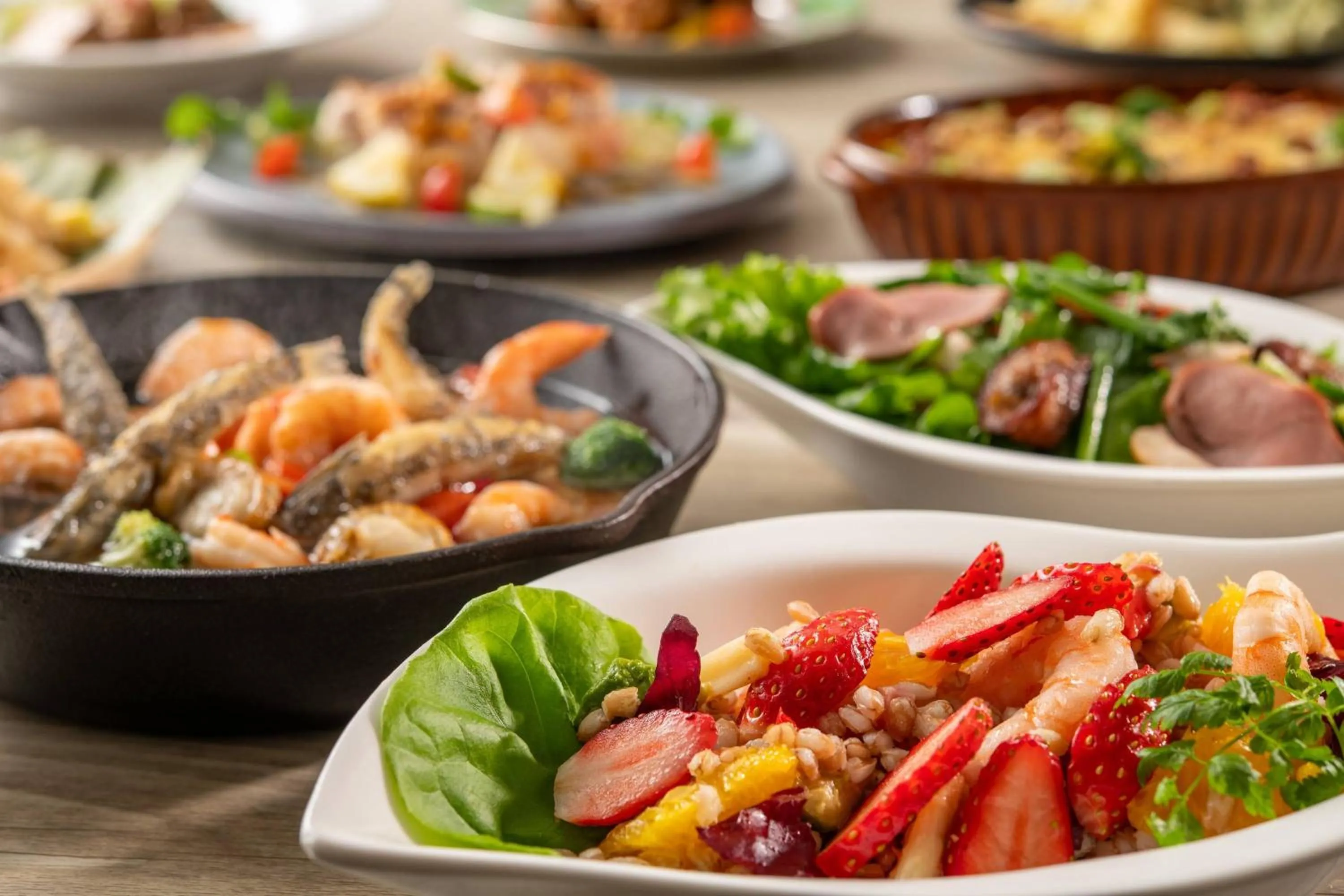 Dinner in Spa Resort Hawaiians Hotel Hawaiians