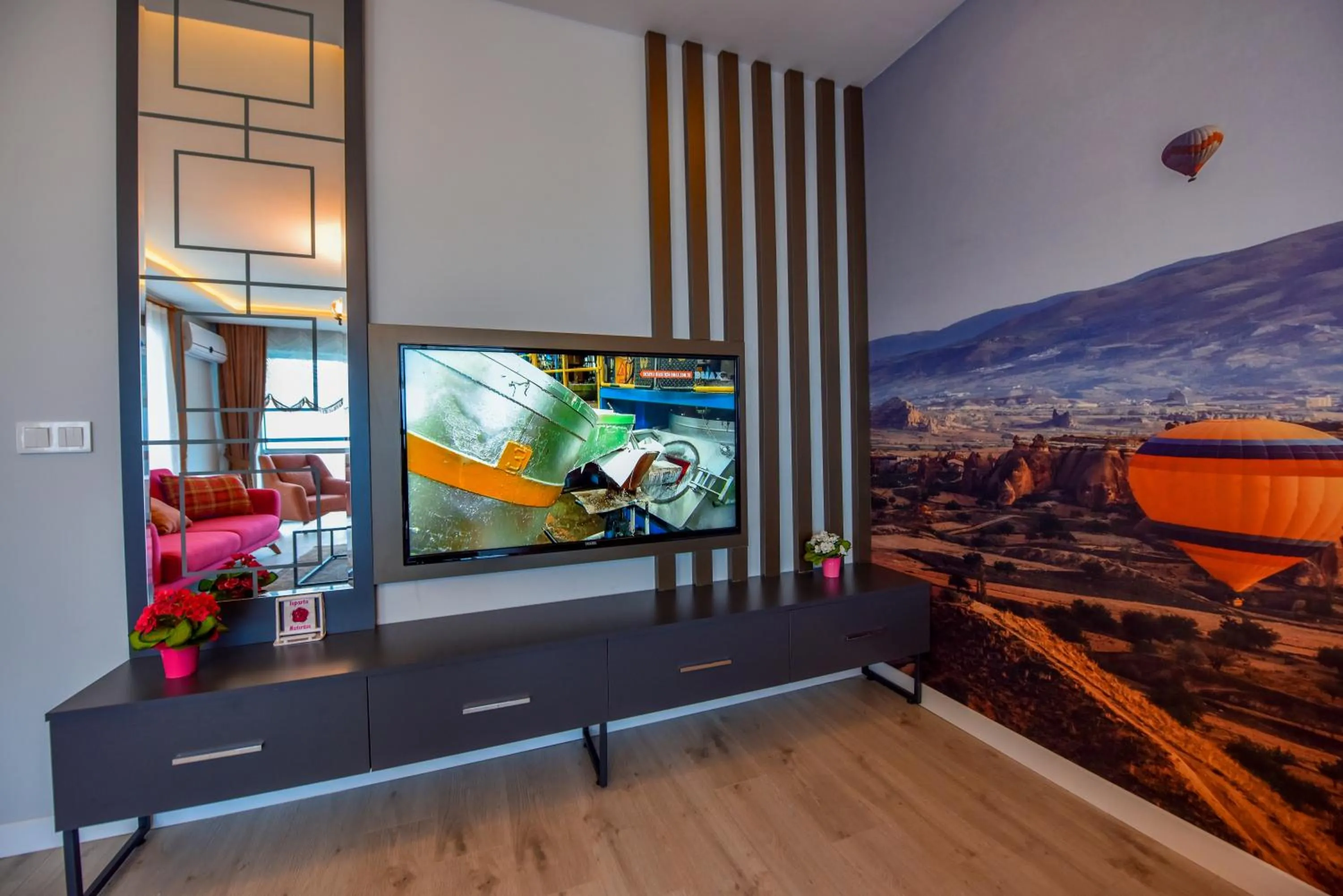 Communal lounge/ TV room in BAHAR RESIDENCE