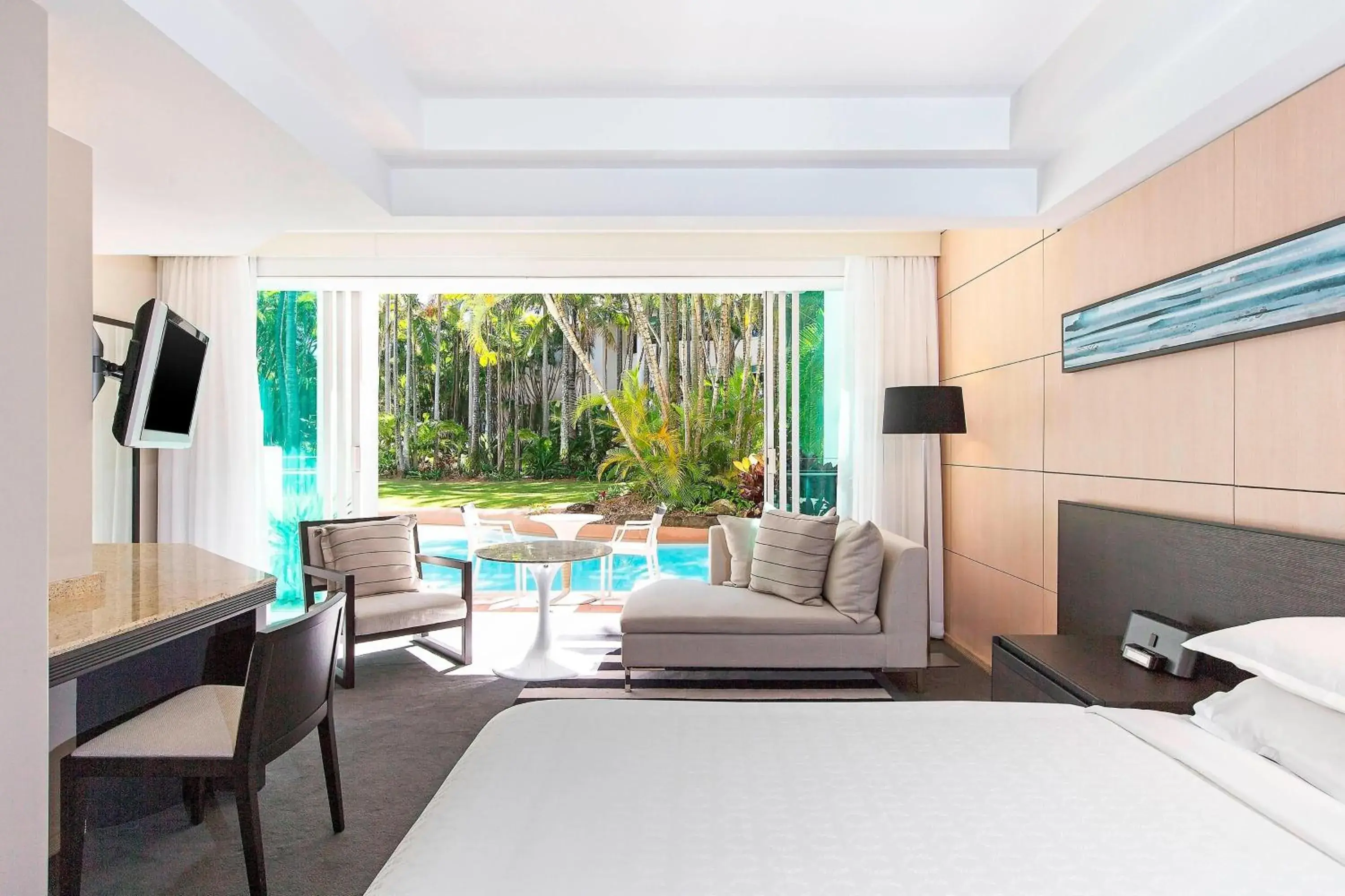 King Room with Lagoon View - Ground Floor in Sheraton Grand Mirage Resort Gold Coast King Room with Lagoon View - Ground Floor in Sheraton Grand Mirage Resort Gold Coast