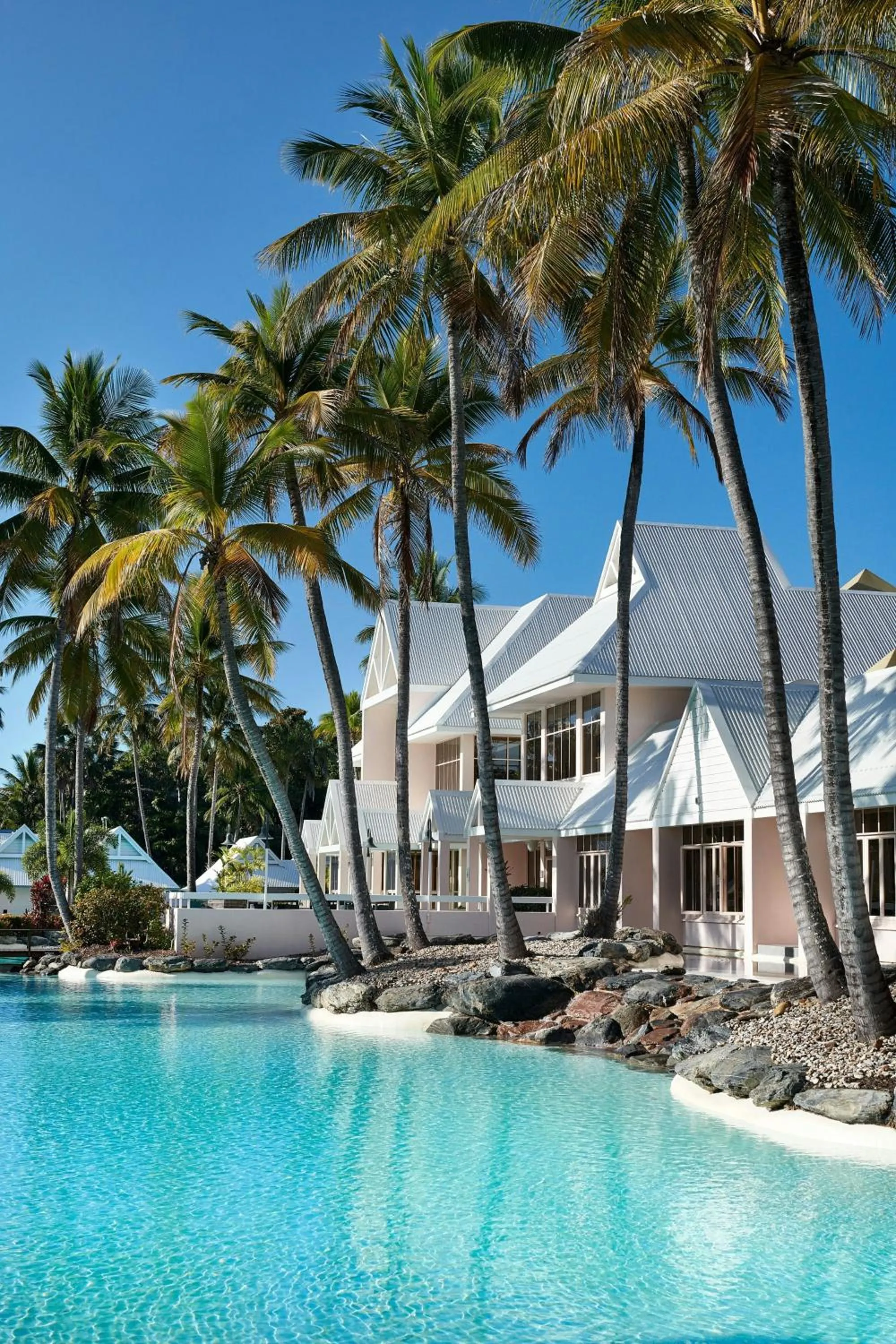 Swimming pool in Sheraton Grand Mirage Resort, Port Douglas