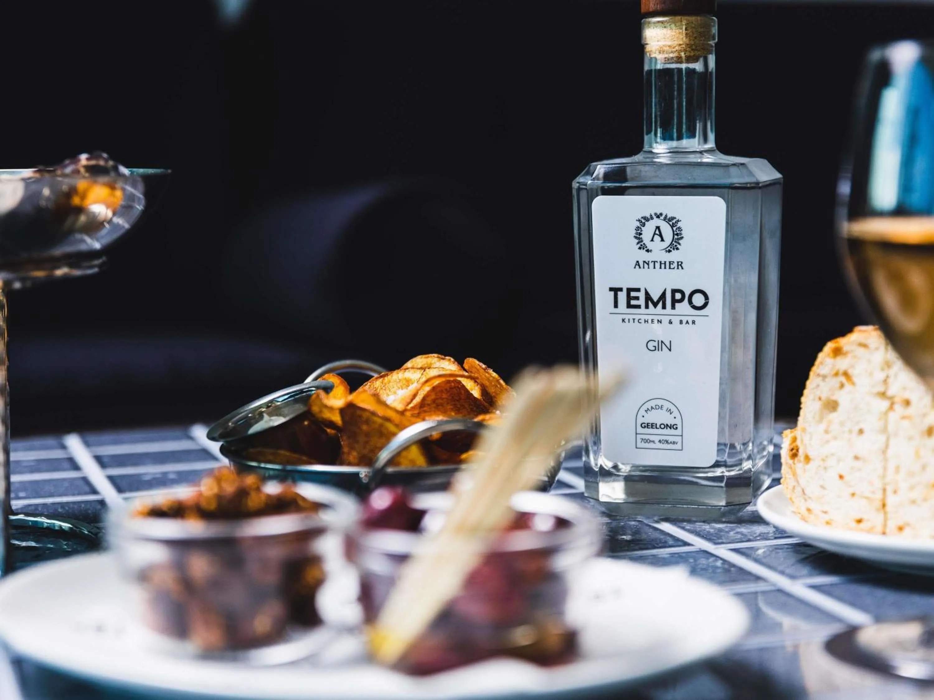 Restaurant/places to eat in Novotel Geelong