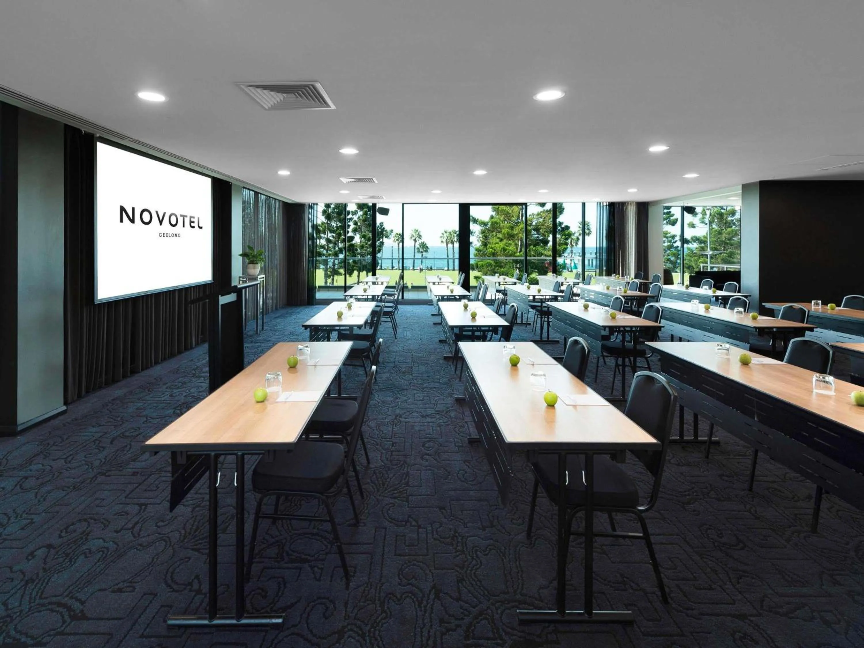 Meeting/conference room in Novotel Geelong
