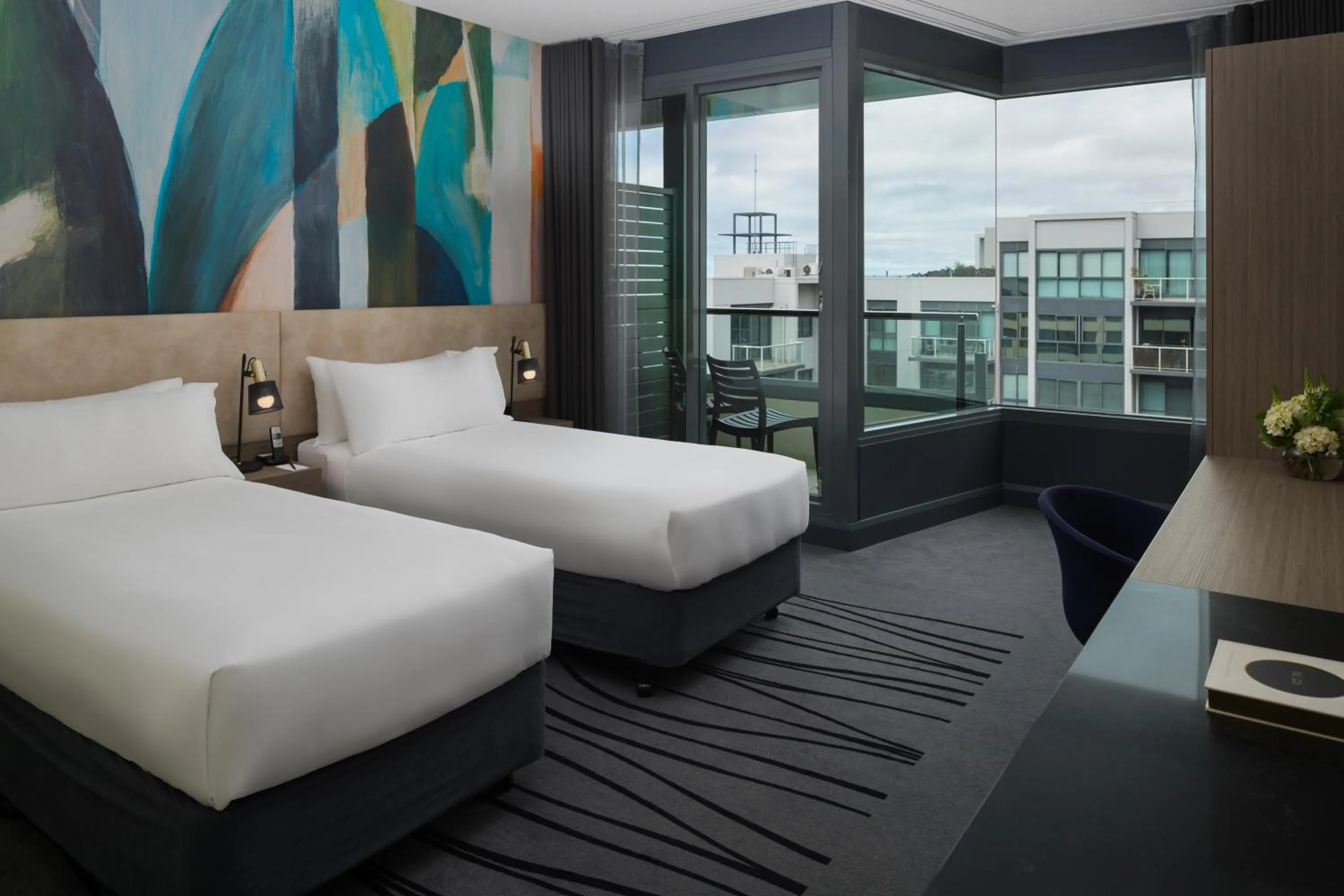 Balcony/Terrace, Bed in Novotel Geelong