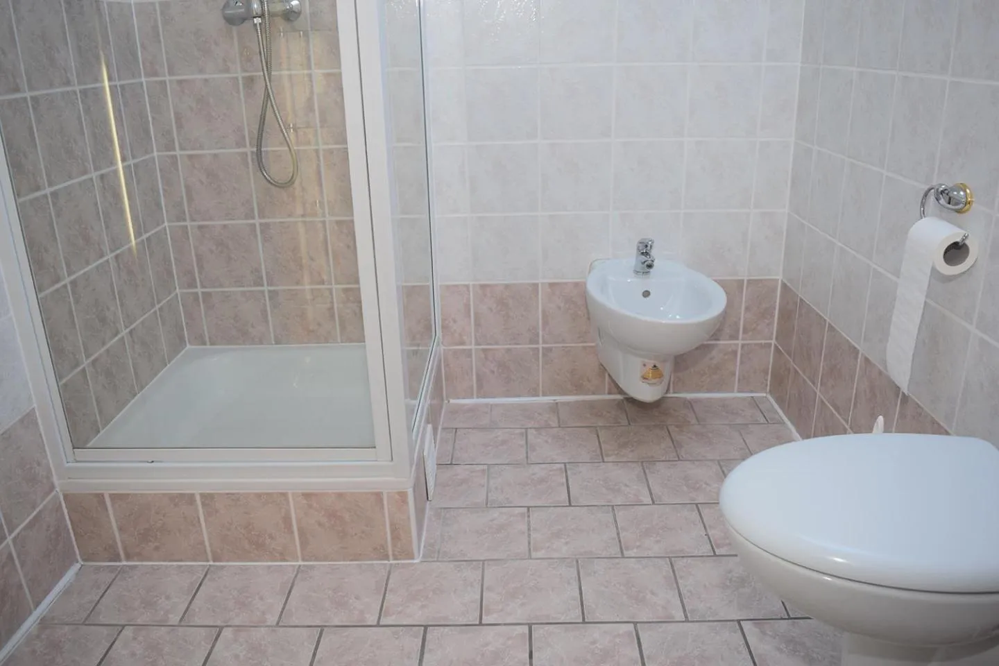 Bathroom in Gästehaus Barese