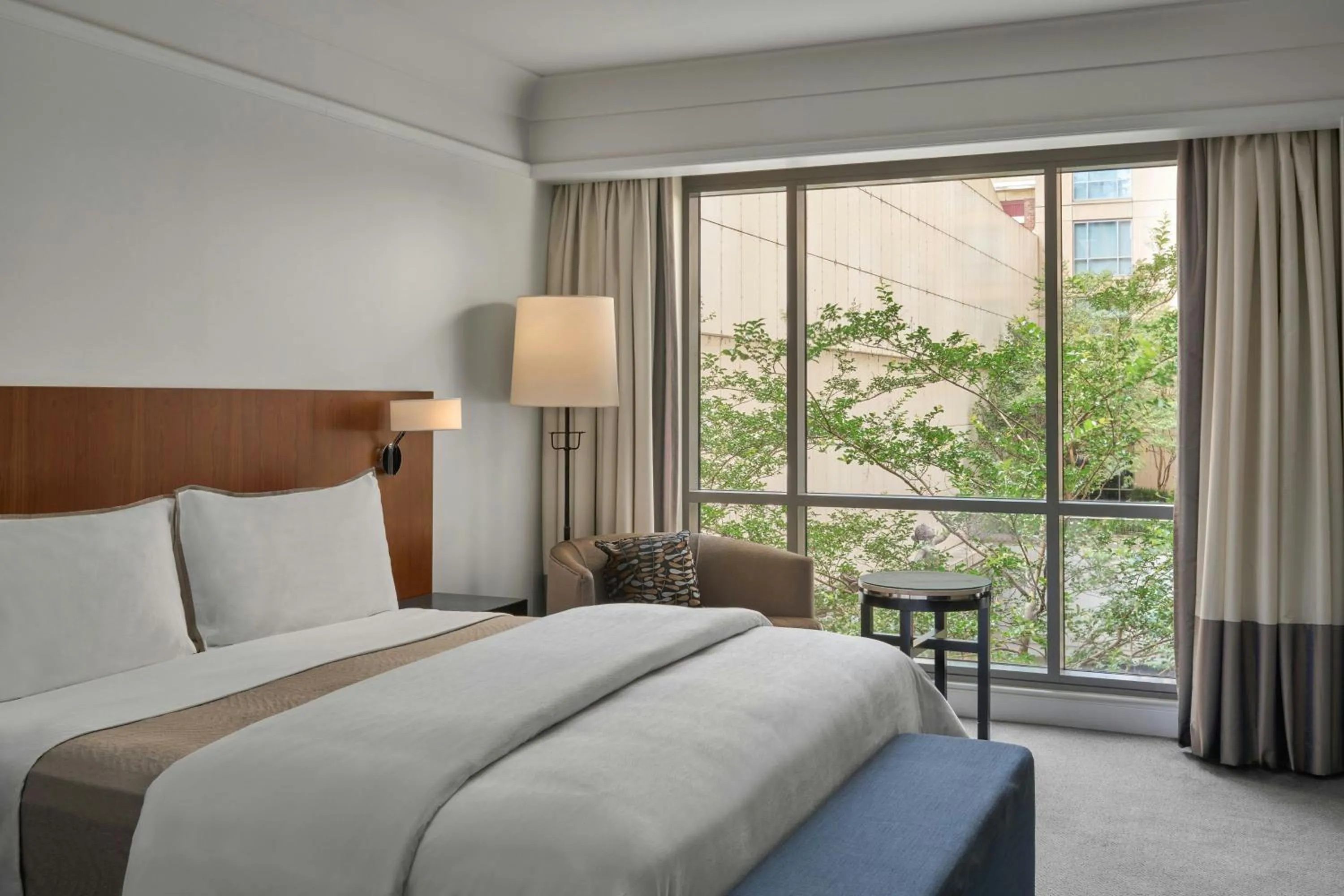 Photo of the whole room, Bed in The Westin Melbourne