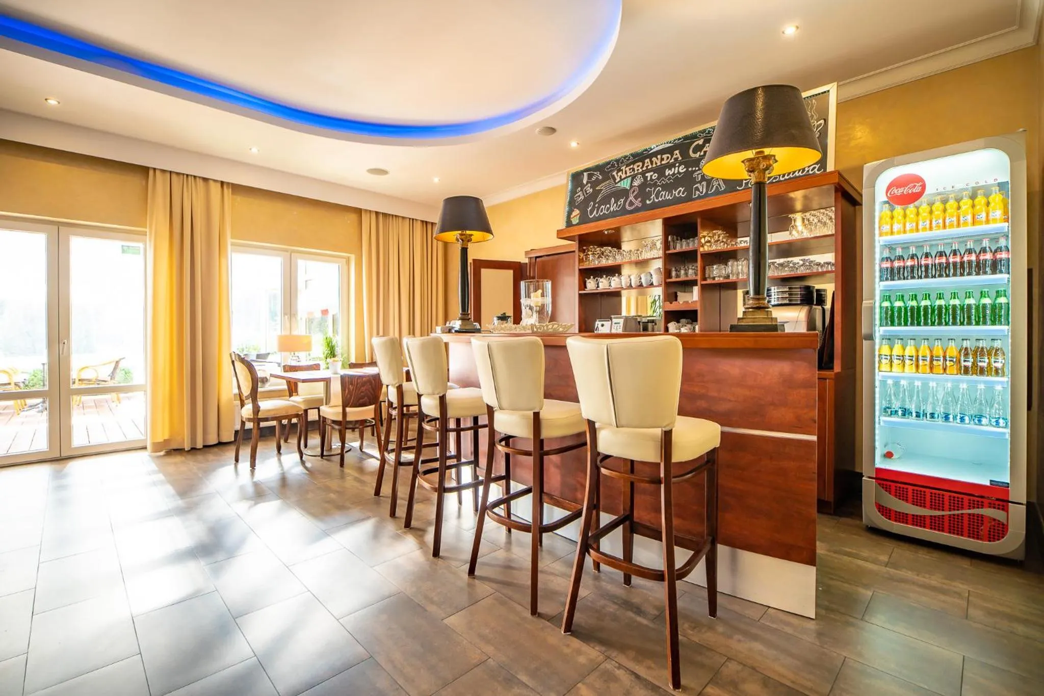 Restaurant/places to eat in Pensjonat Zenit