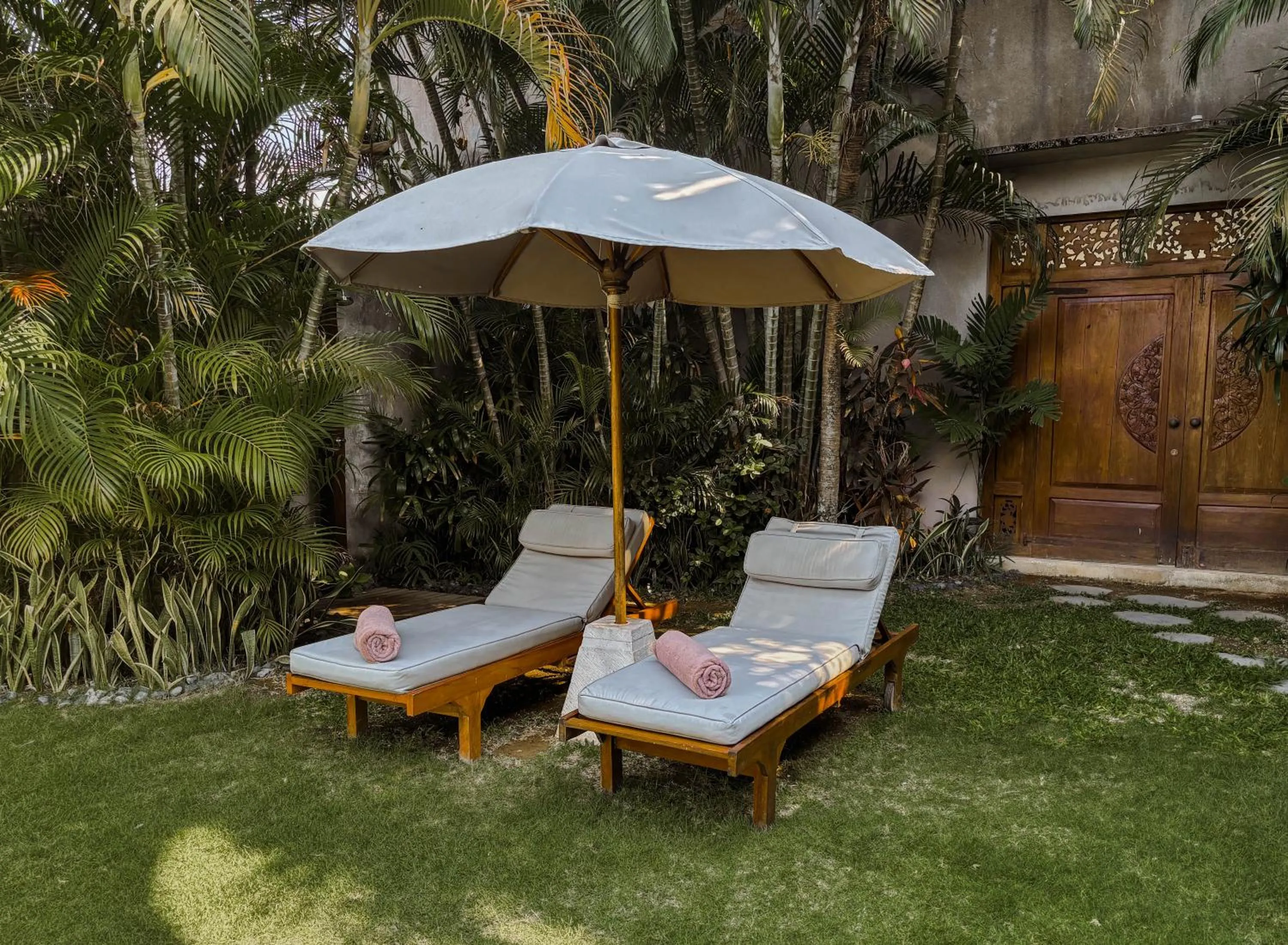 sunbed in Villa Chocolat Seminyak