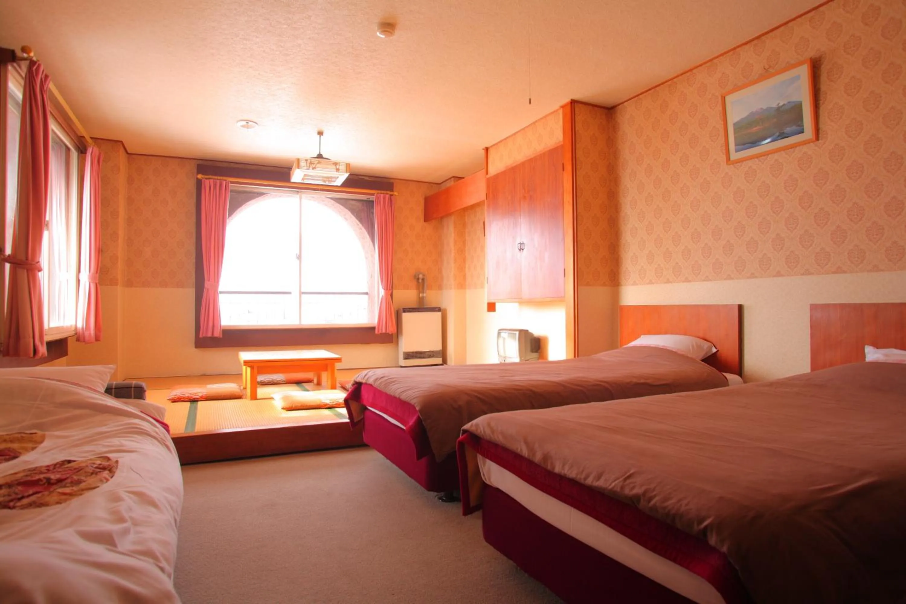 Photo of the whole room, Bed in Hotel Moc