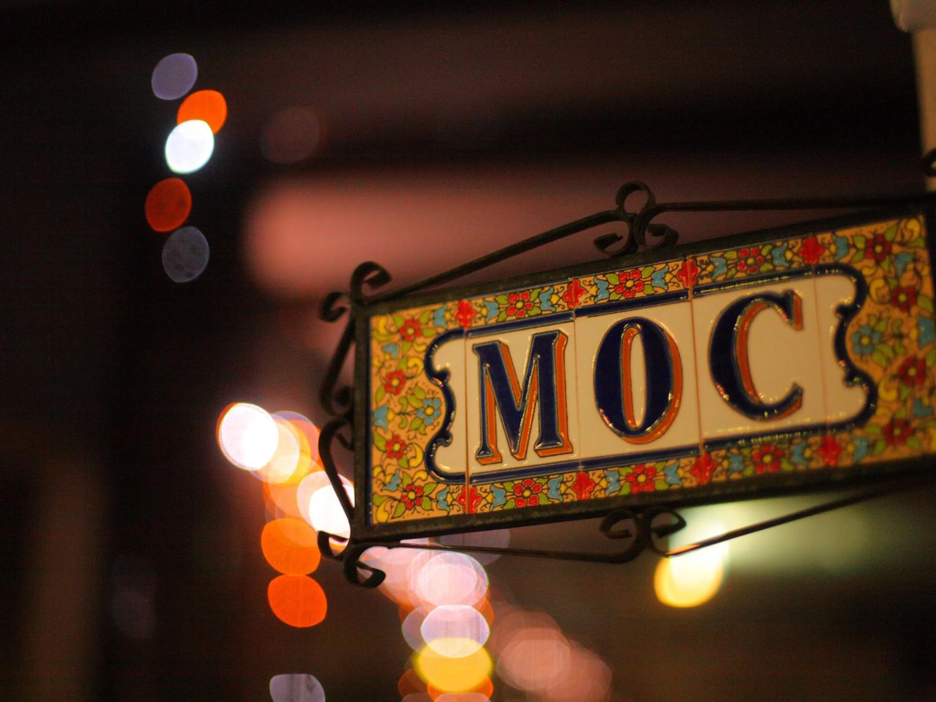 Property logo or sign in Hotel Moc