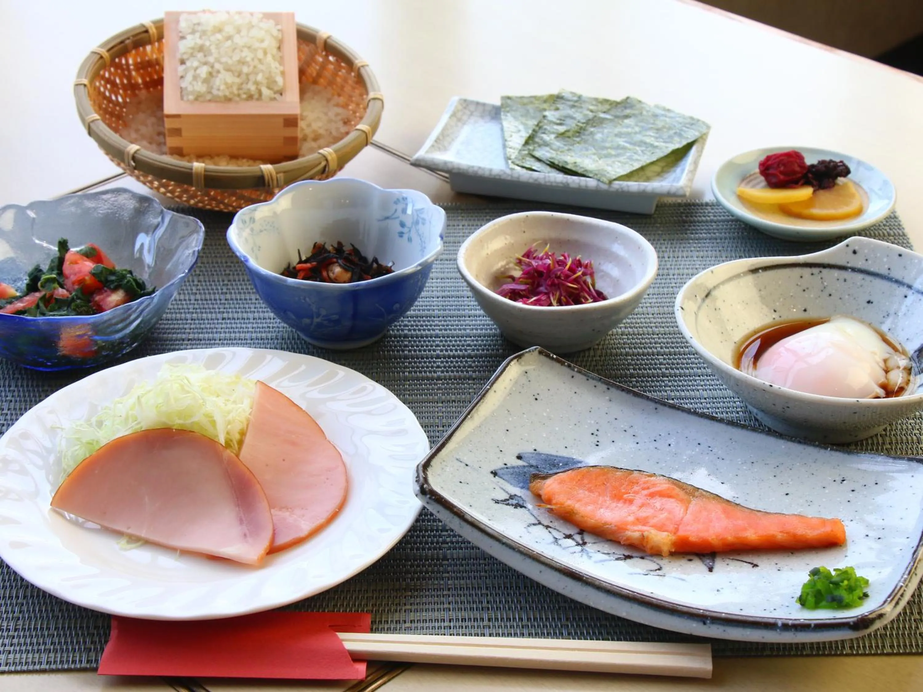 Asian breakfast in Hotel Moc