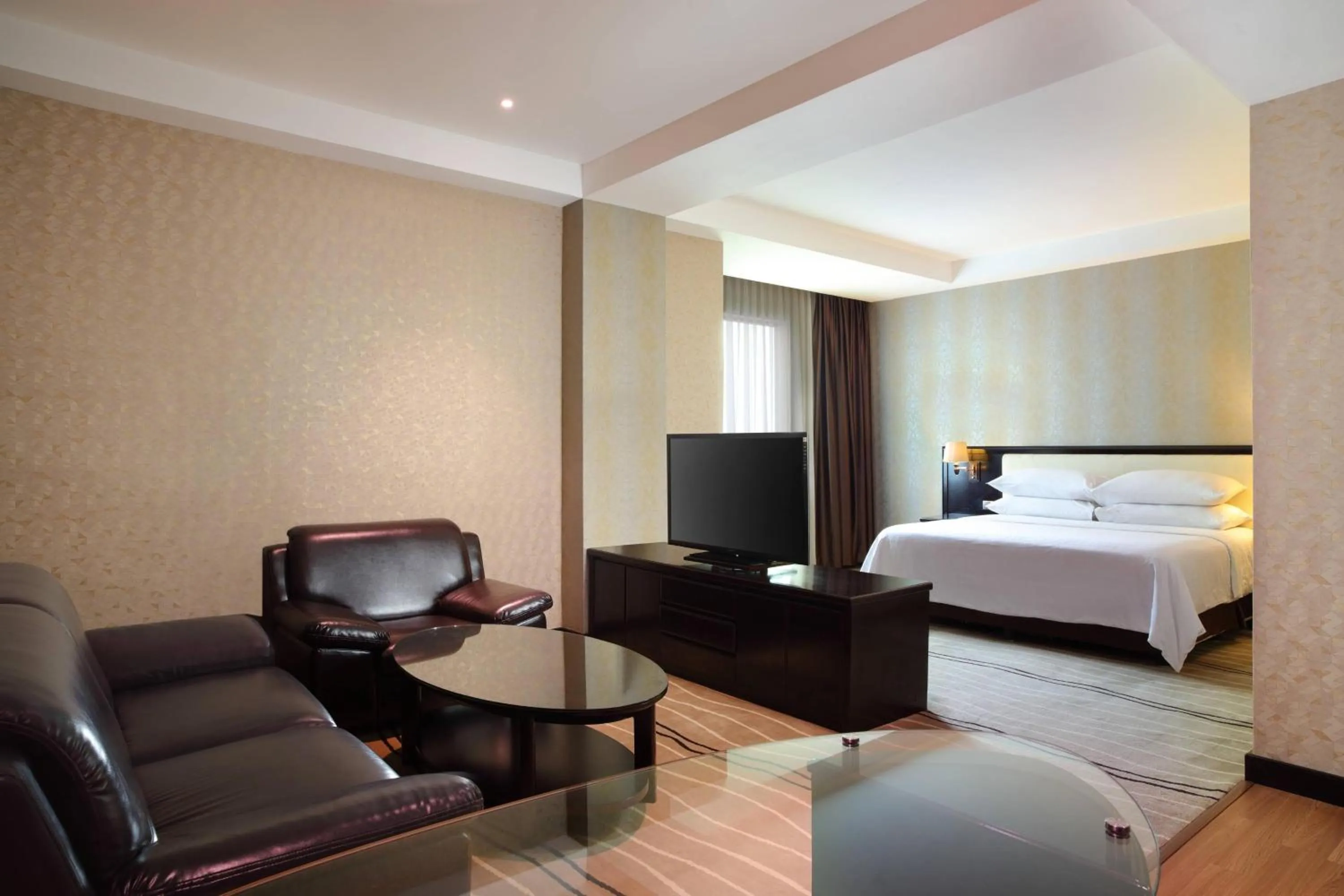 Bathroom, Bed in Four Points by Sheraton Medan