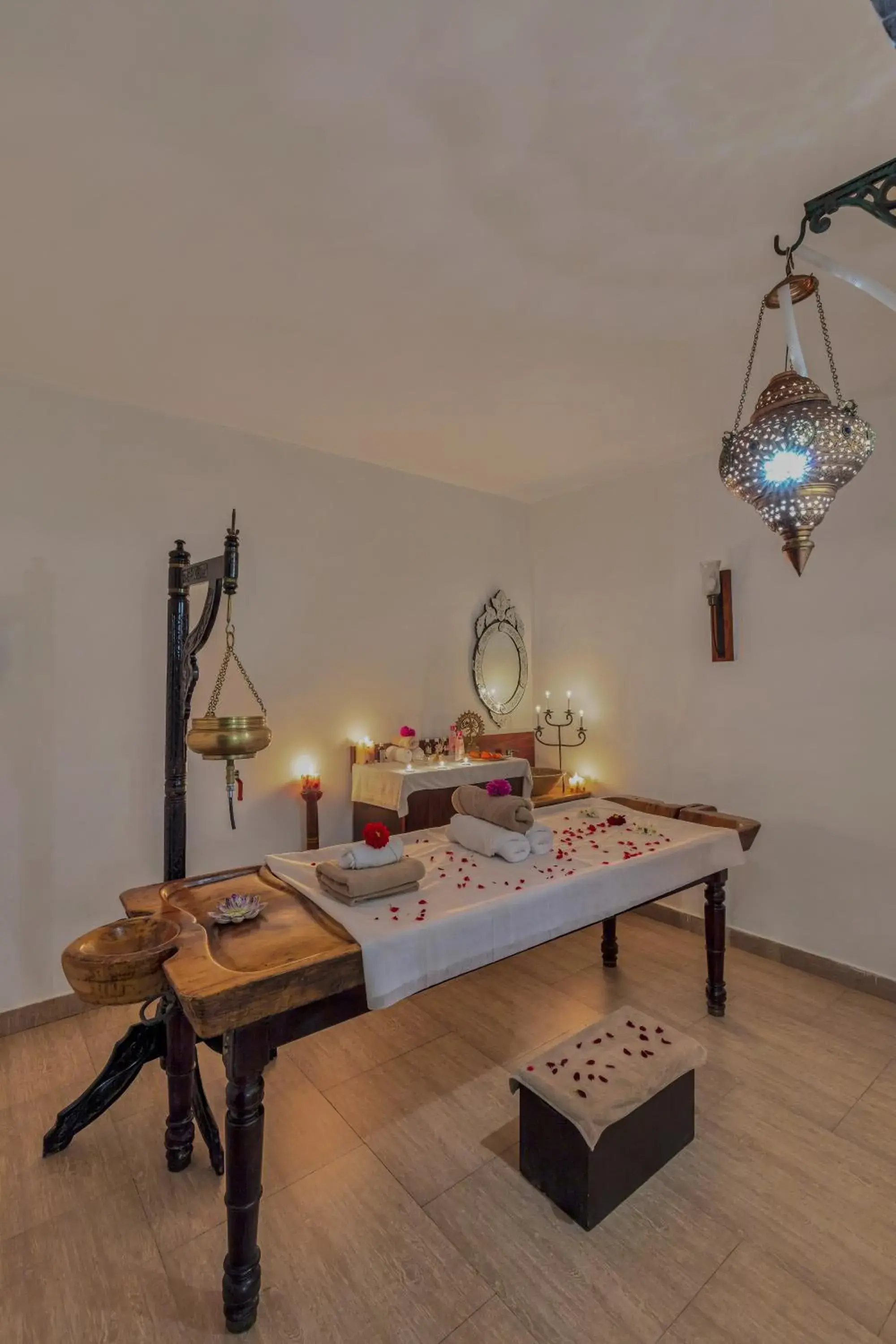 Spa and wellness centre/facilities, Bed in Club Mahindra Kanatal Spa and wellness centre/facilities, Bed in Club Mahindra Kanatal