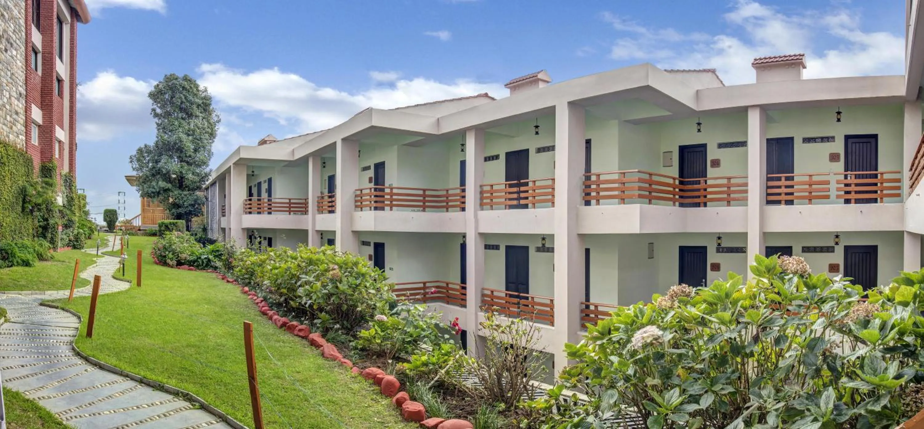 Property building in Club Mahindra Kanatal