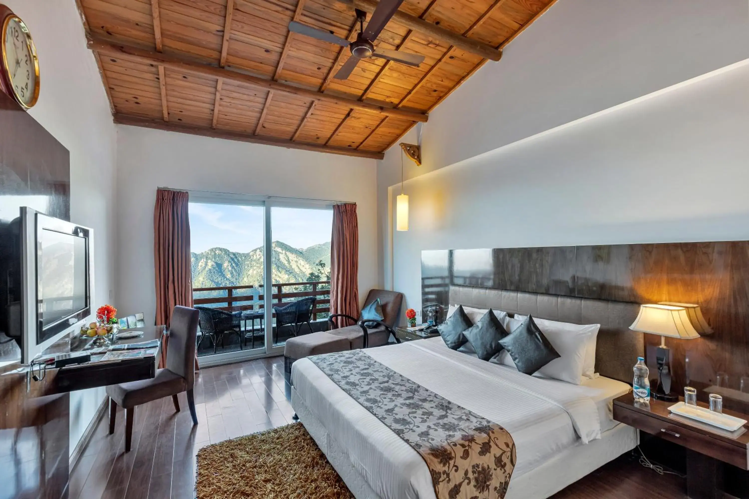 Bed in Club Mahindra Kanatal Bed in Club Mahindra Kanatal